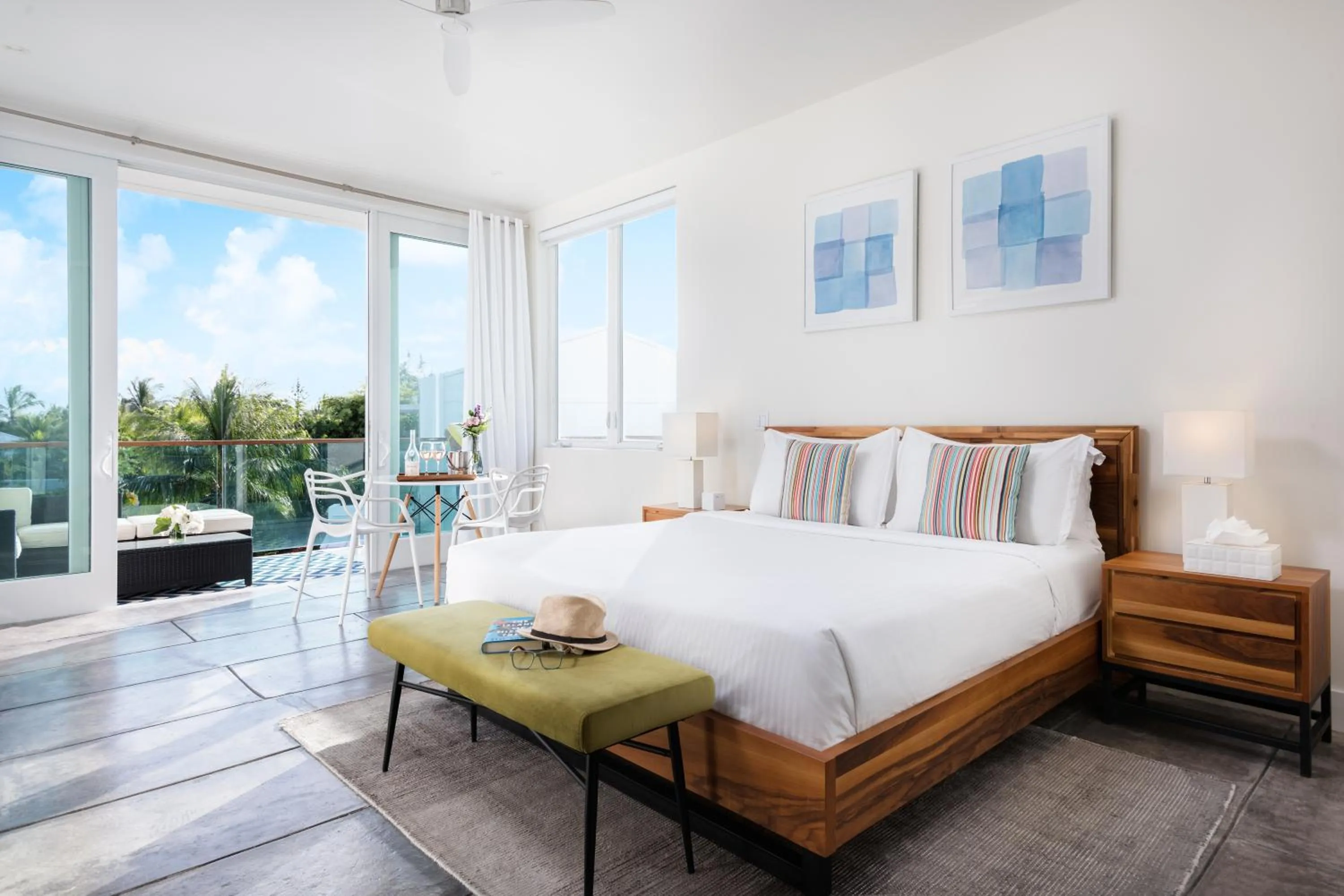 Bedroom, Bed in The Oasis at Grace Bay