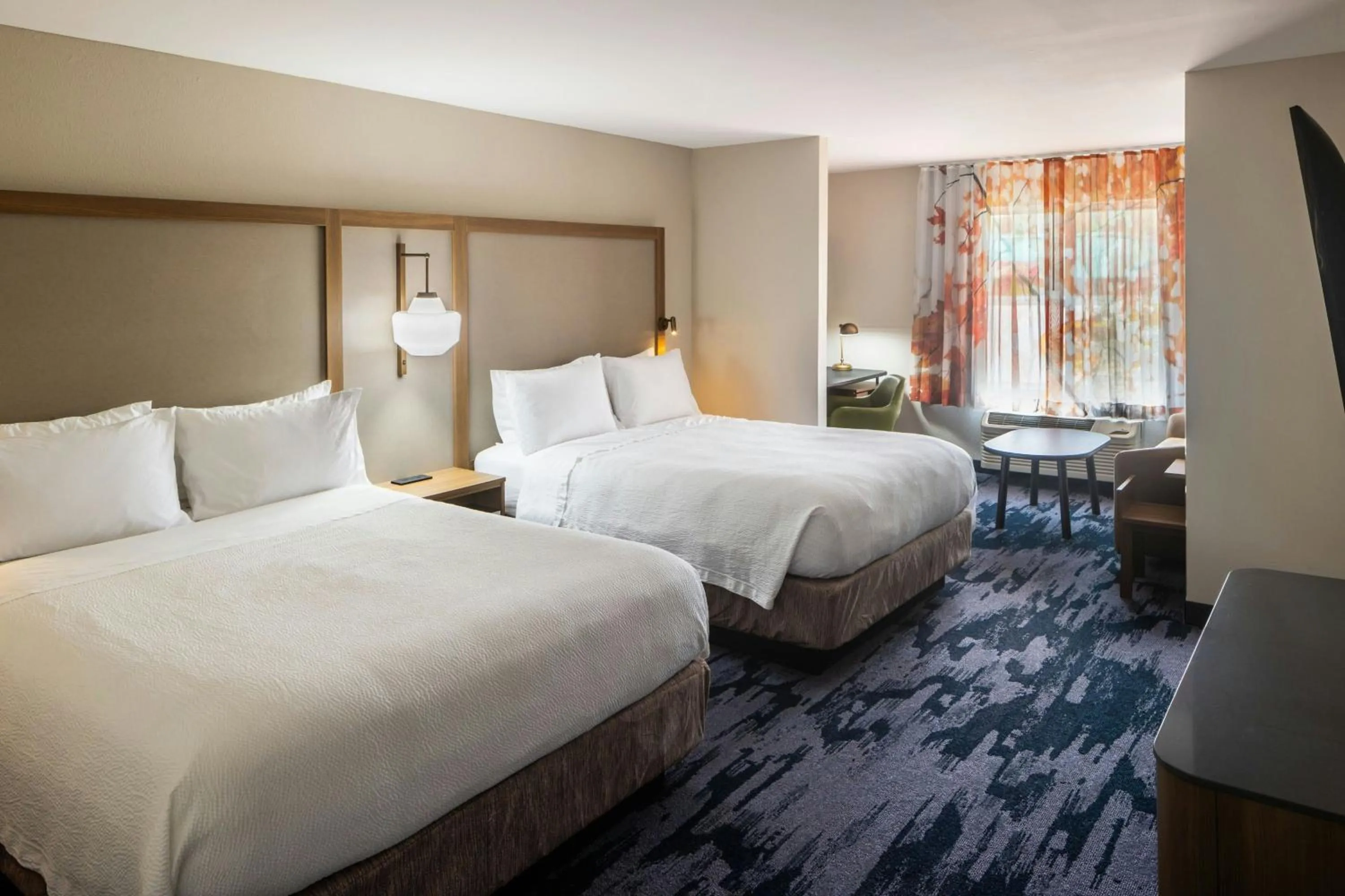 Photo of the whole room, Bed in Fairfield Inn by Marriott Richmond