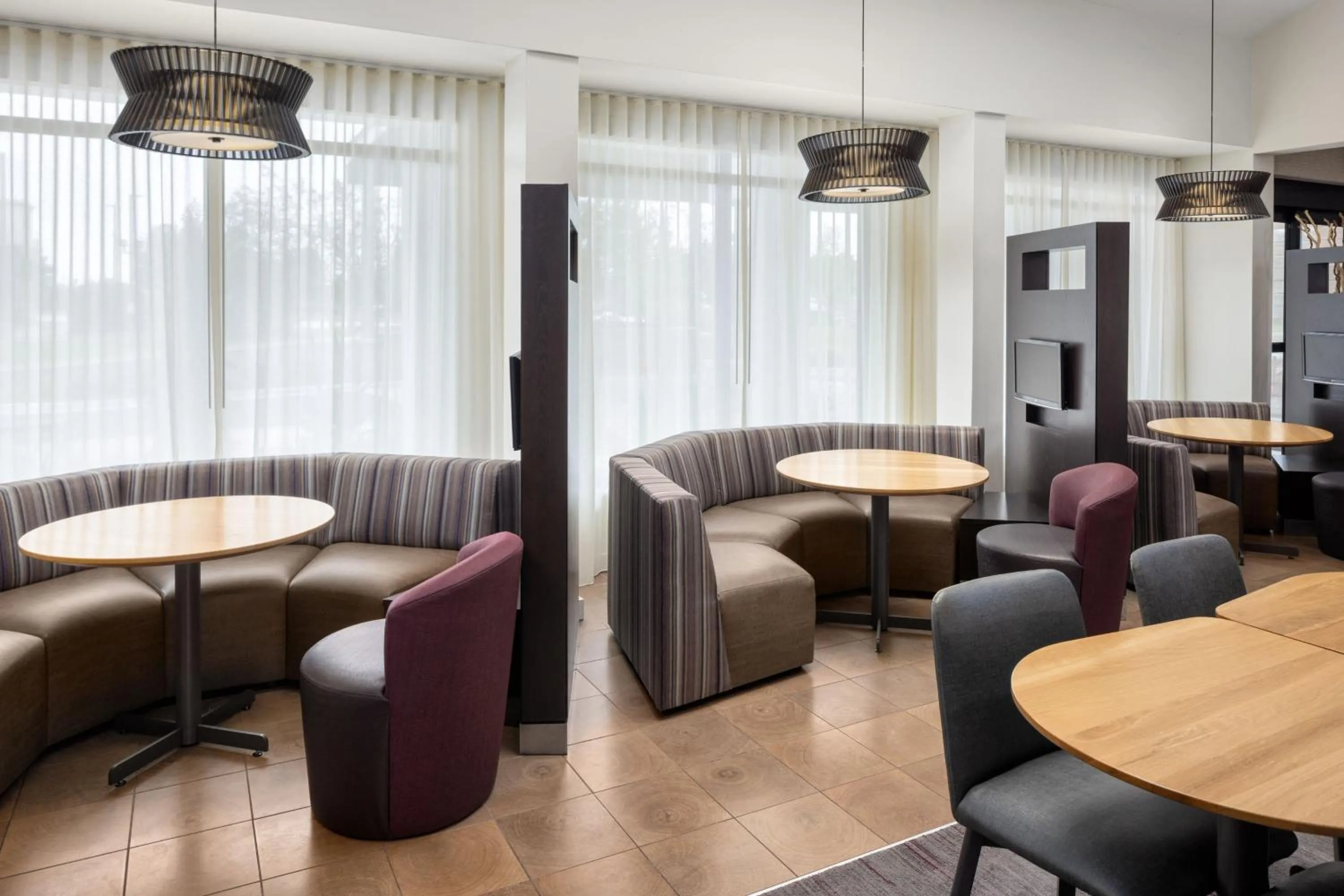 Other in Courtyard by Marriott Chicago Waukegan / Gurnee