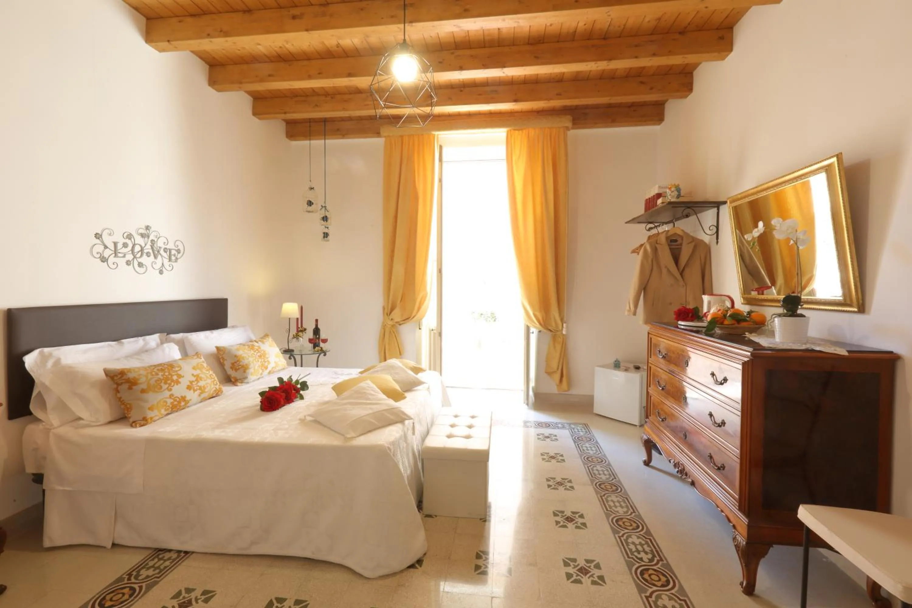 Bedroom in "Suliscenti" Dimora Siciliana B&B