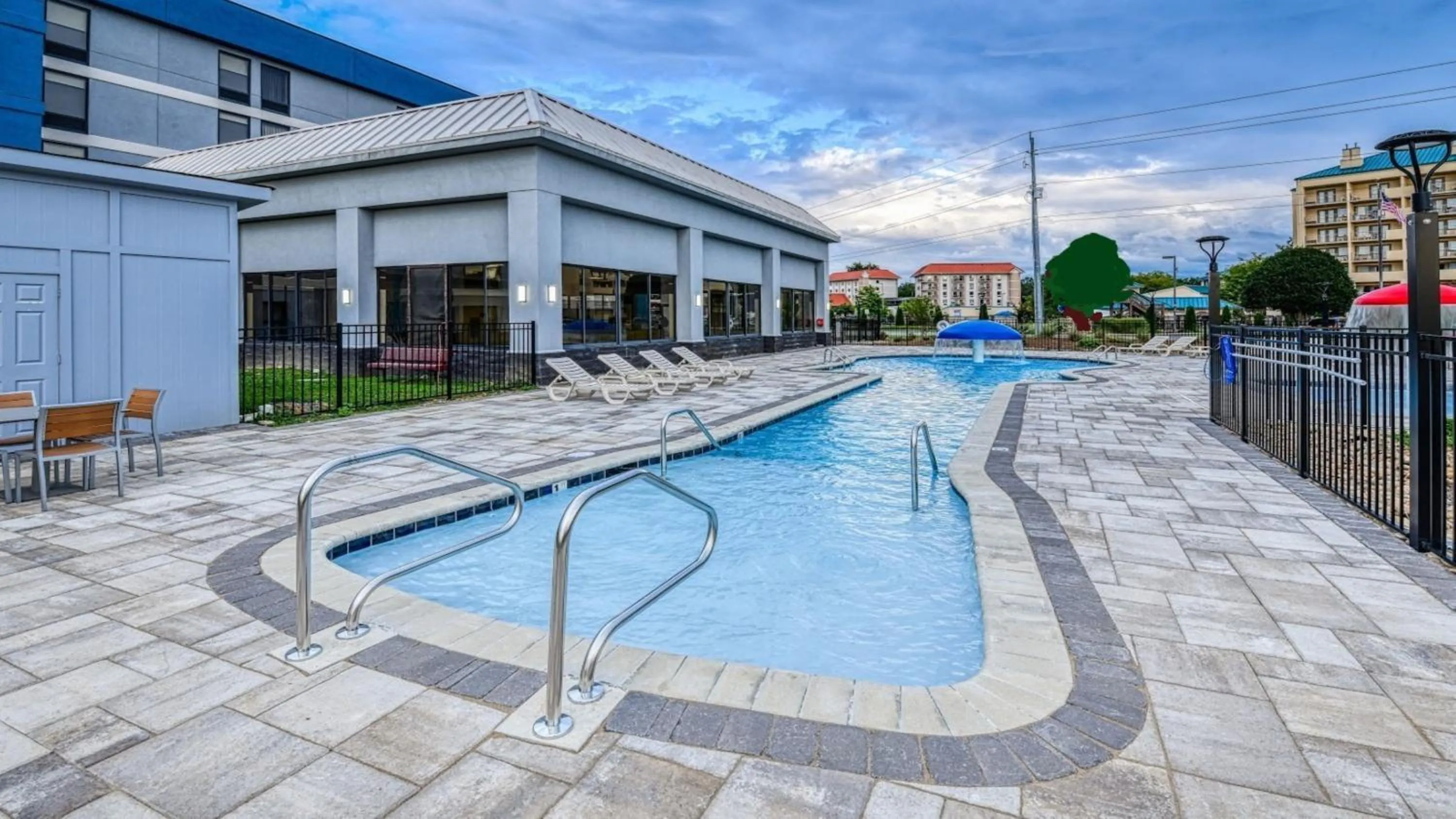 Swimming pool in Holiday Inn Express Hotel & Suites Pigeon Forge by IHG