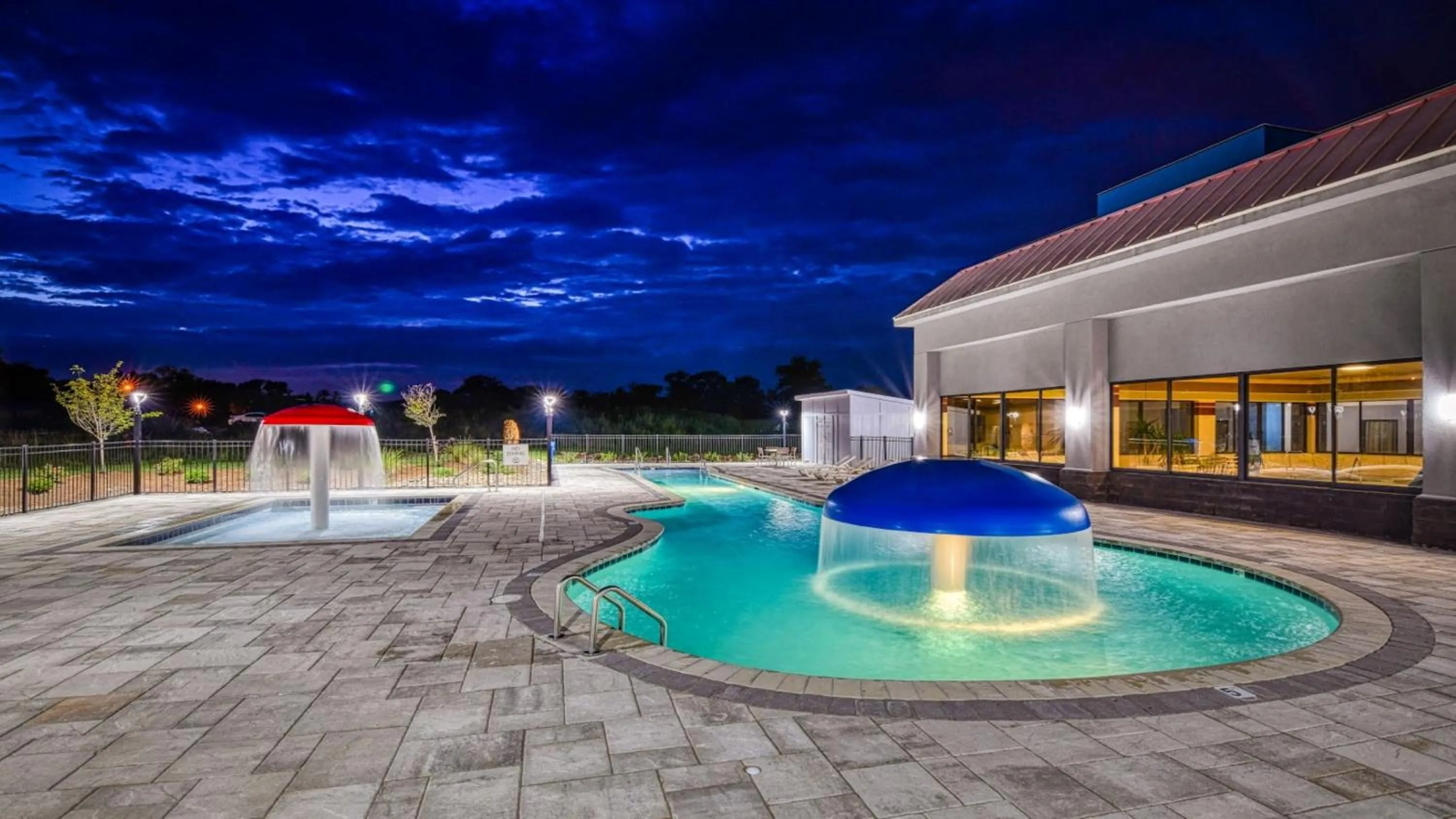 Swimming pool in Holiday Inn Express Hotel & Suites Pigeon Forge by IHG