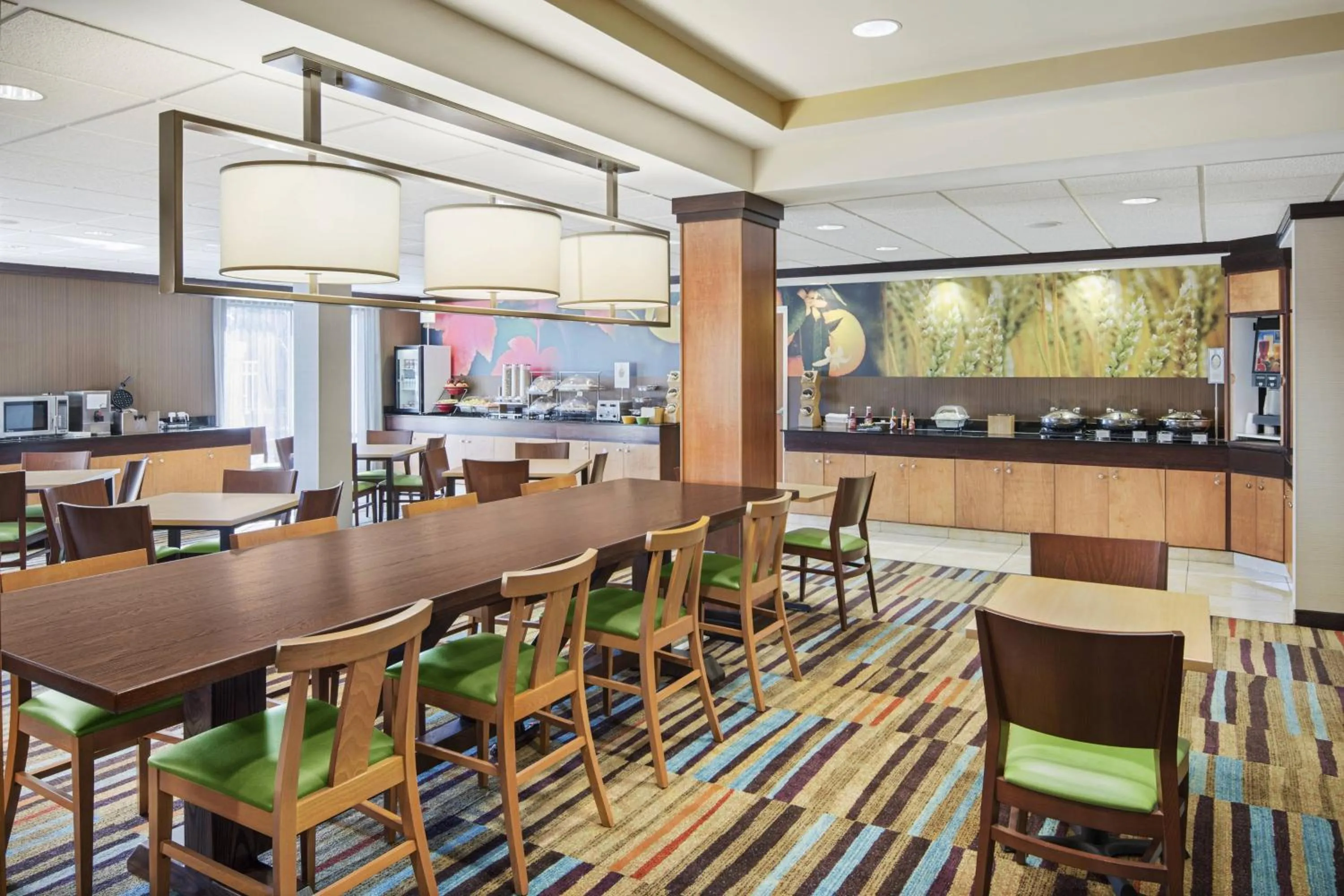 Breakfast in Fairfield Inn and Suites by Marriott Conway
