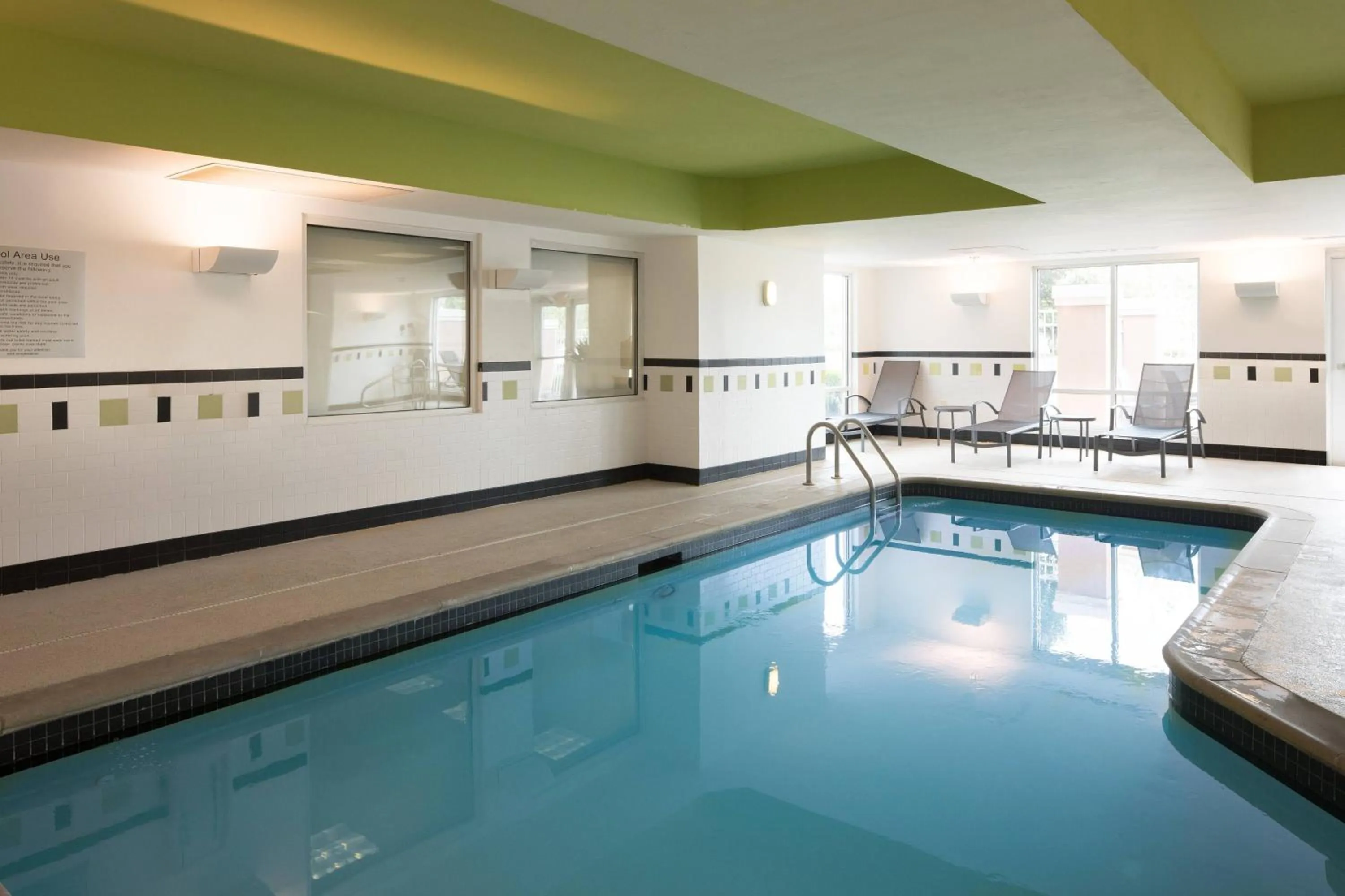 Swimming pool in Fairfield Inn and Suites by Marriott Conway