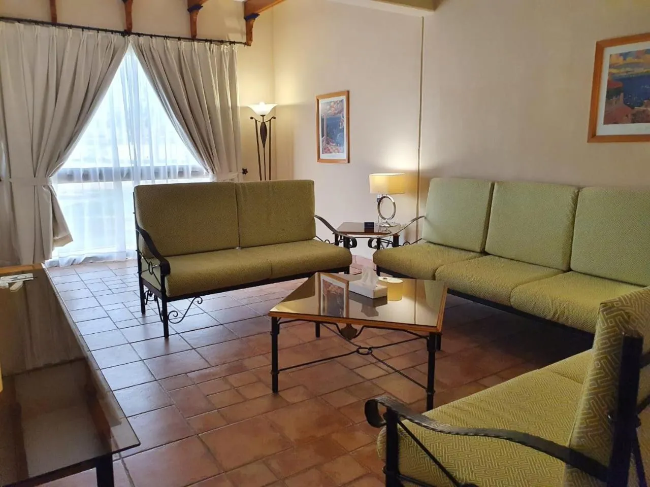 Seating area in Mena Holiday Beach Resort Half Moon