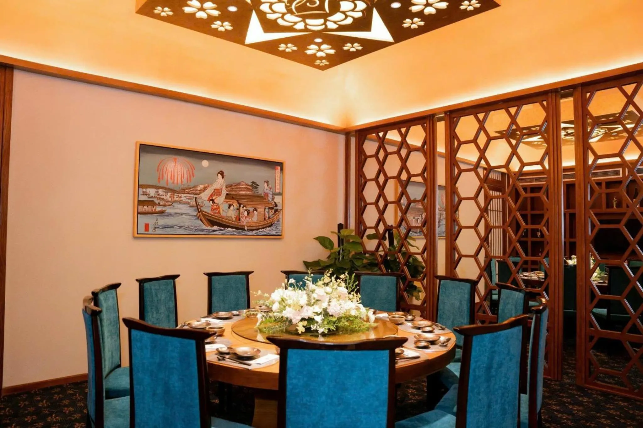 Restaurant/places to eat in Pearl River Hotel