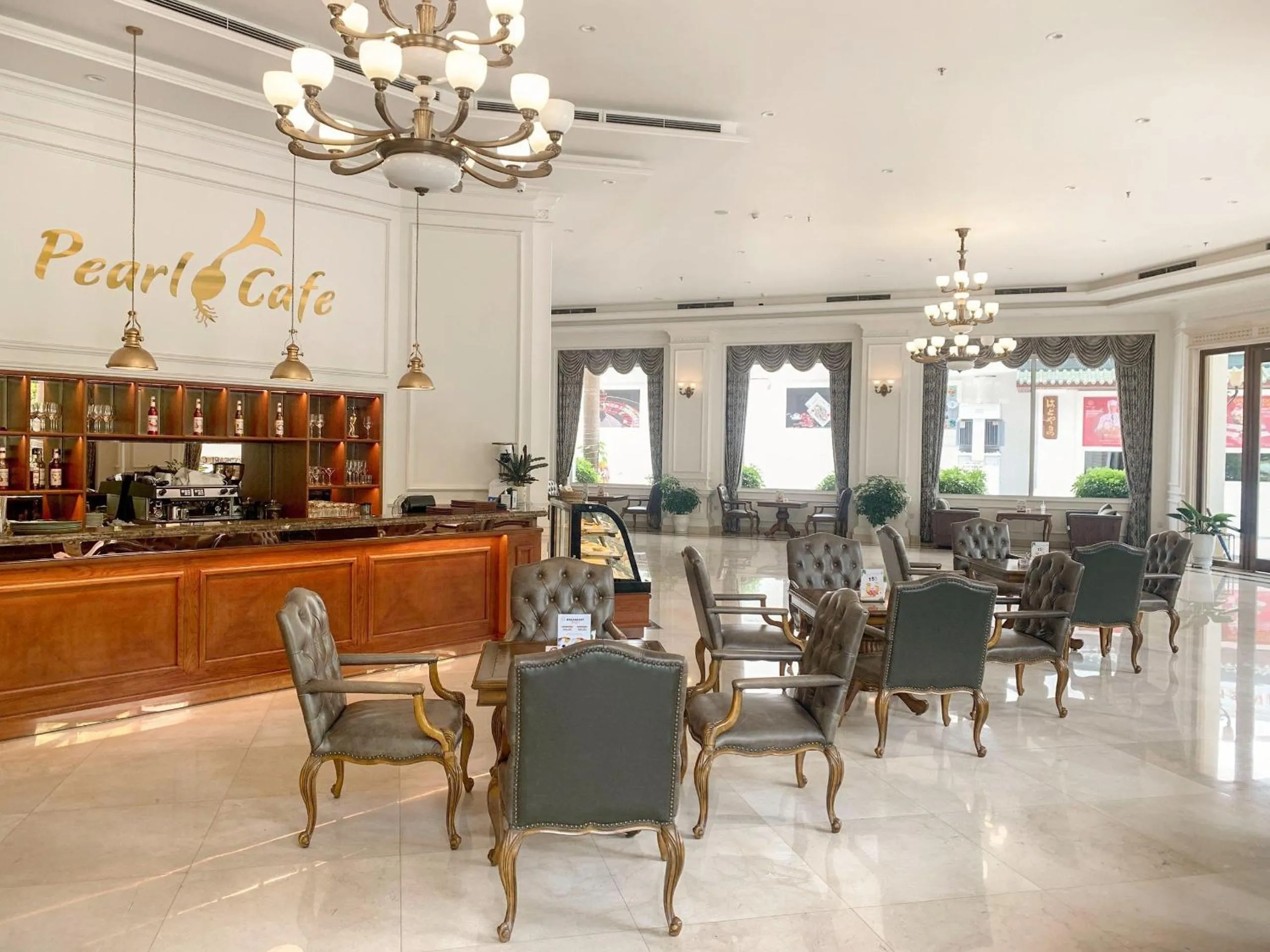 Lounge or bar in Pearl River Hotel