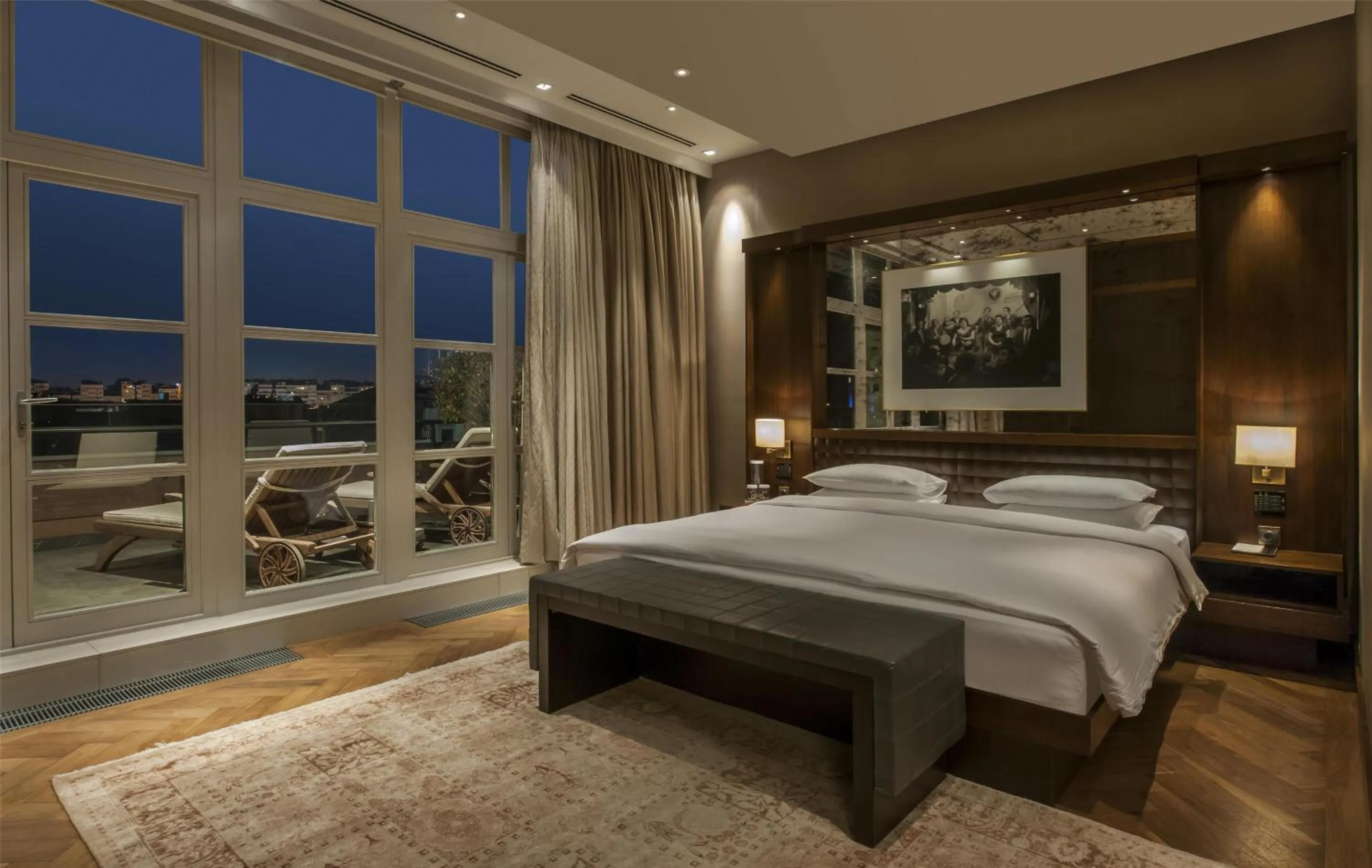 Photo of the whole room, Bed in Park Hyatt Istanbul - Macka Palas