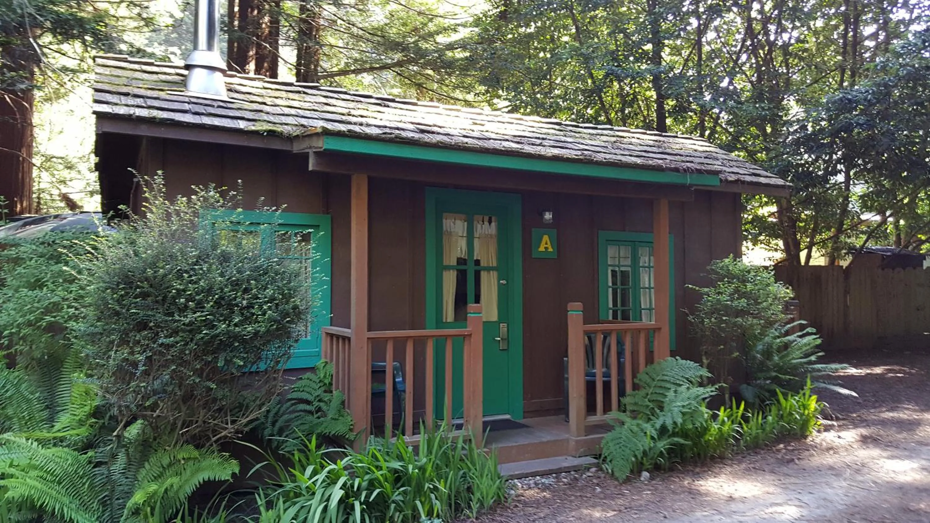 Property building in Emerald Forest Cabins