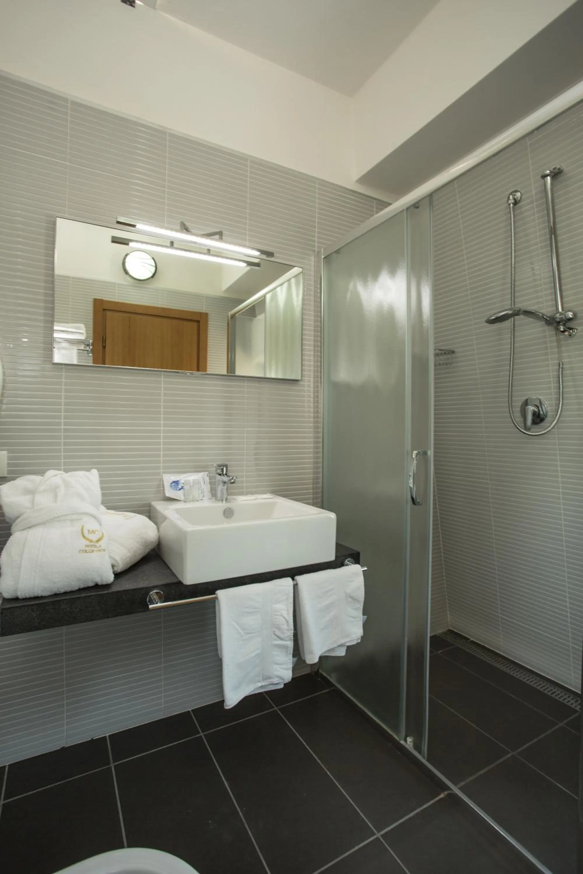 Bathroom in Hotel Lalla Beauty & Relax