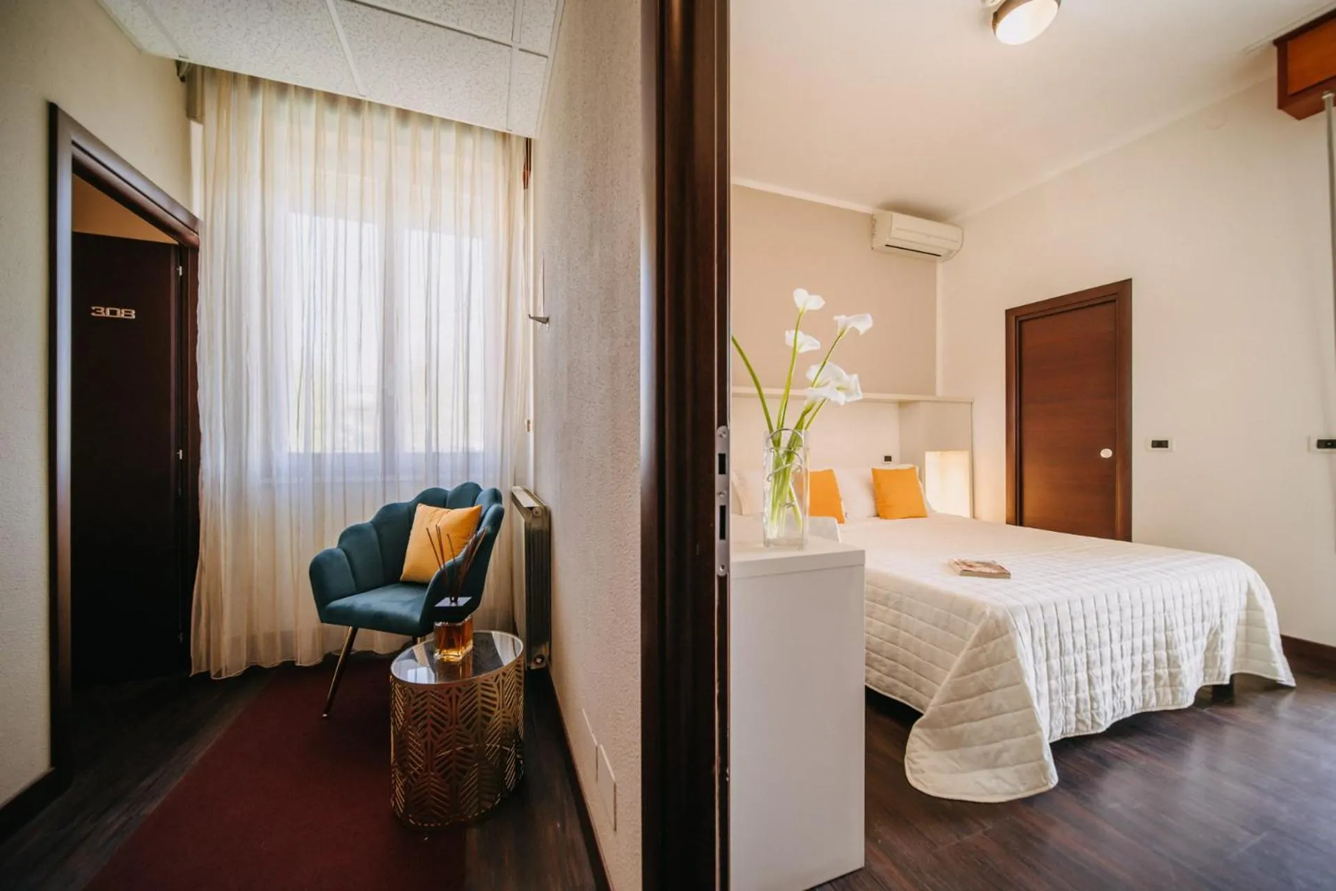 Bedroom, Bed in Hotel Lalla Beauty & Relax