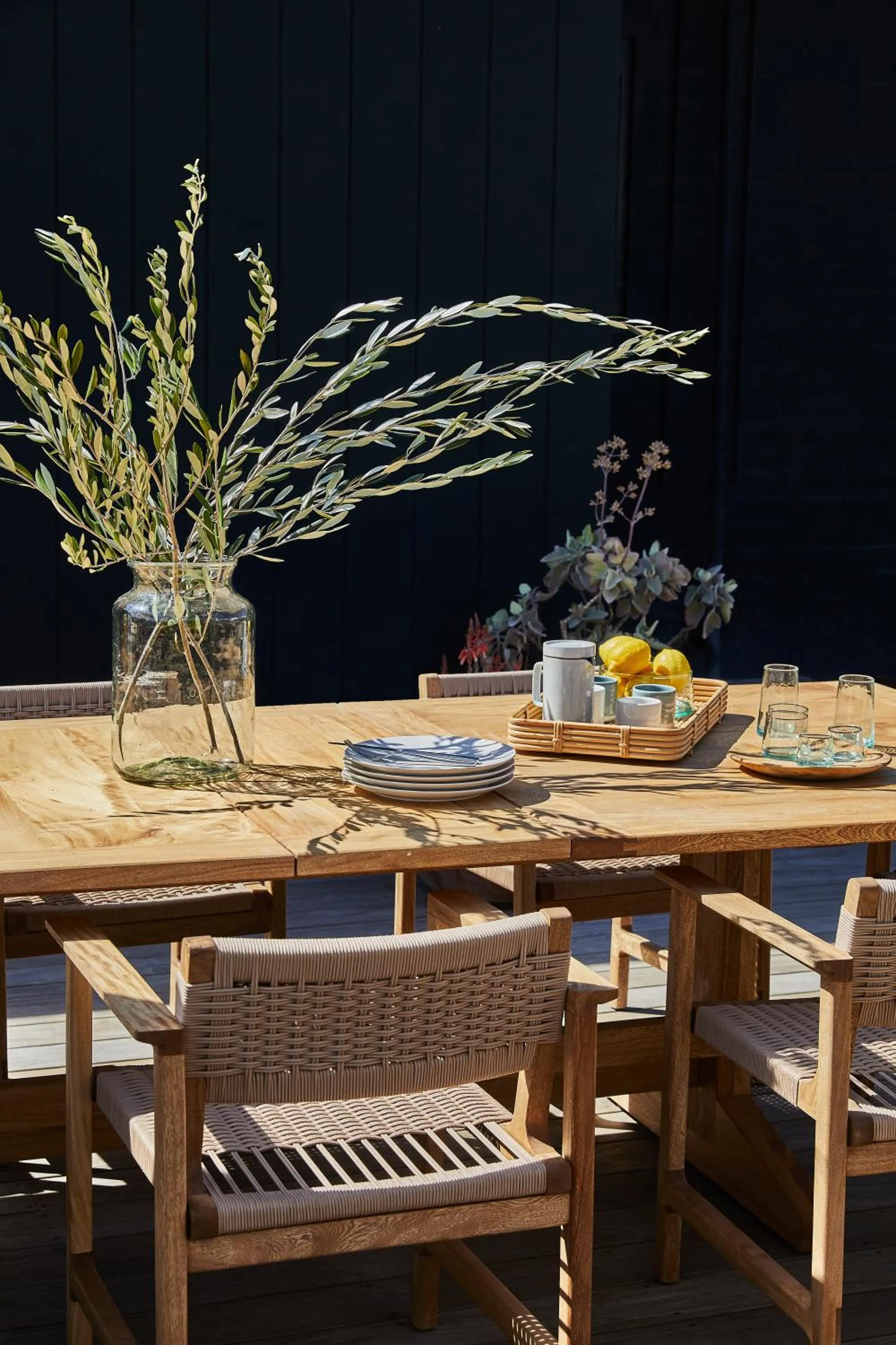 Patio in Hotel June Malibu