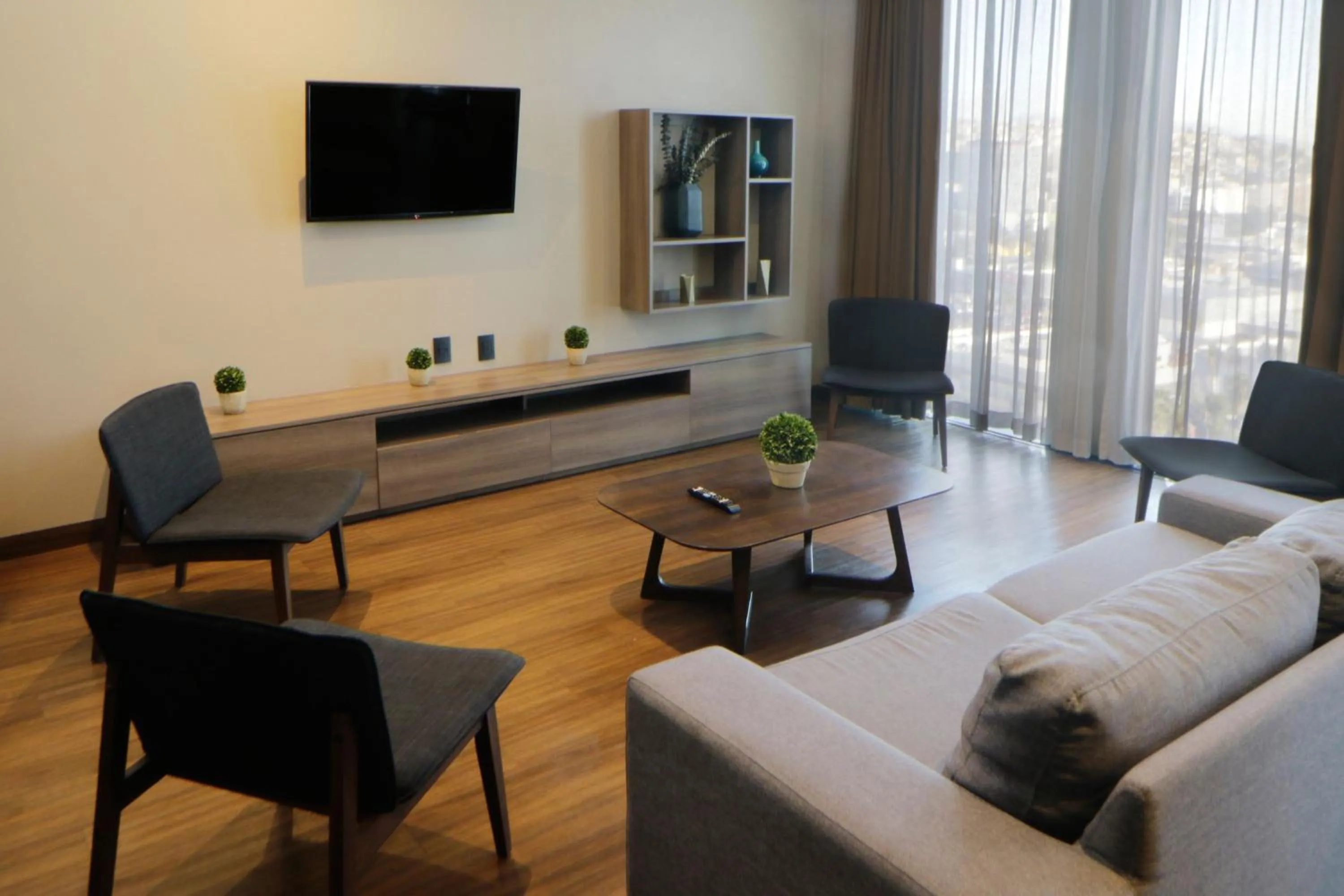 Photo of the whole room in City Express Suites by Marriott Tijuana Rio