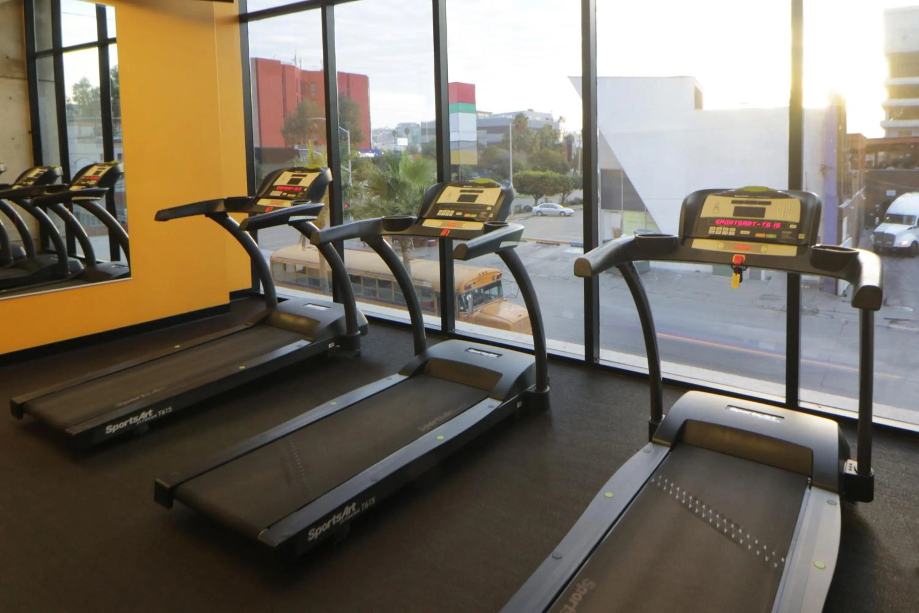 Fitness centre/facilities in City Express Suites by Marriott Tijuana Rio