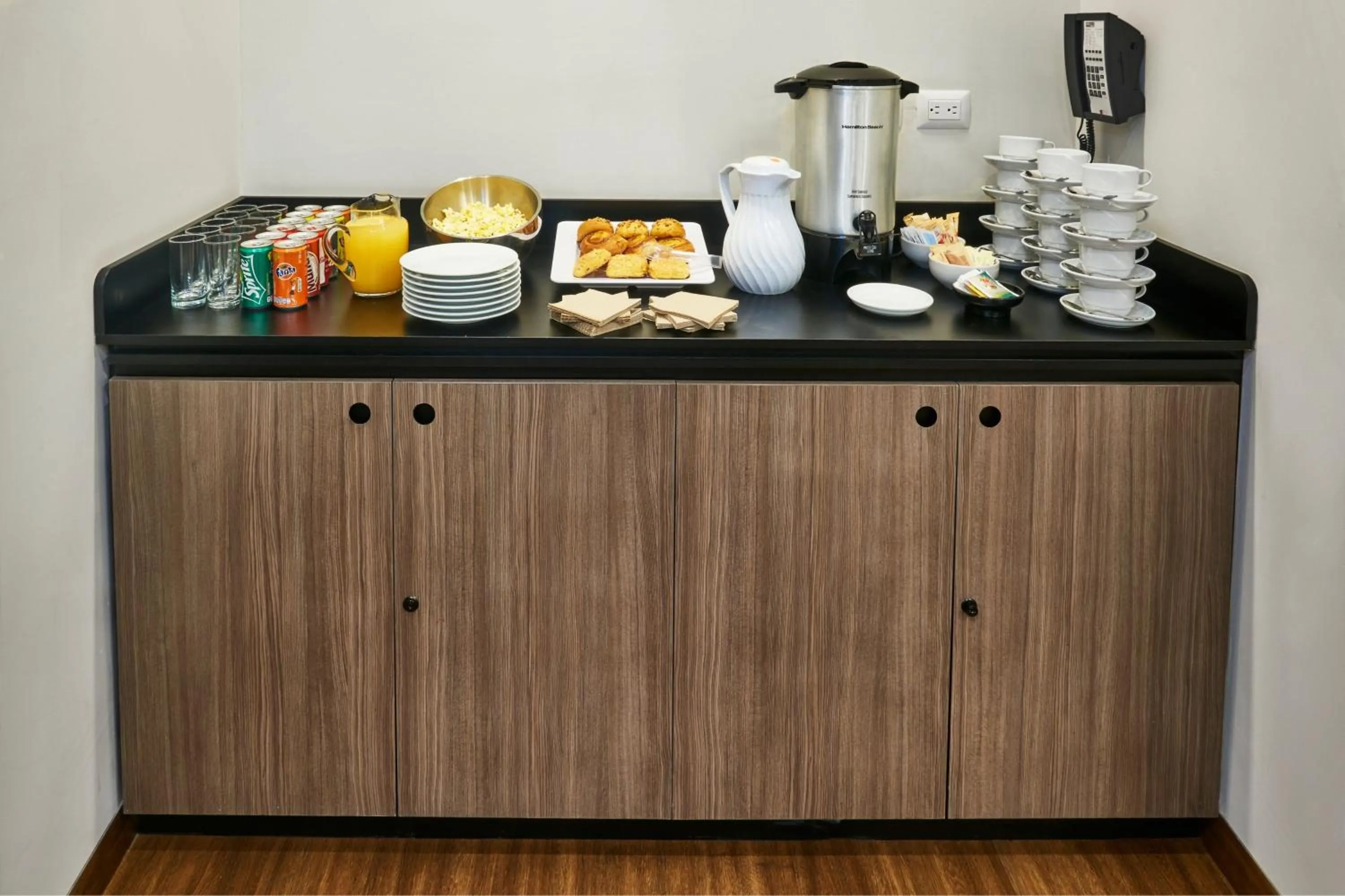 Meeting/conference room in City Express Suites by Marriott Tijuana Rio