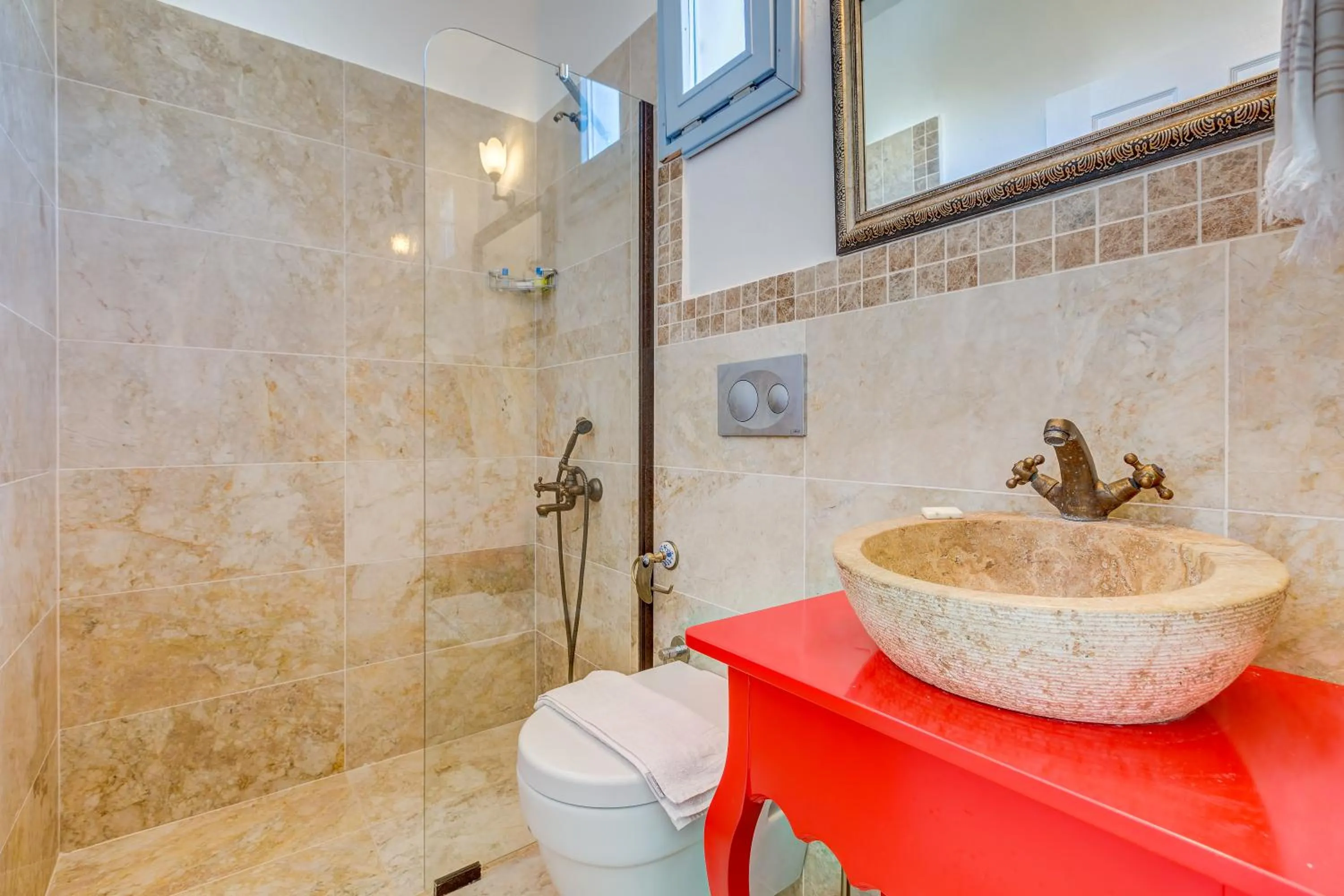 Bathroom in Villa Fora Hotel