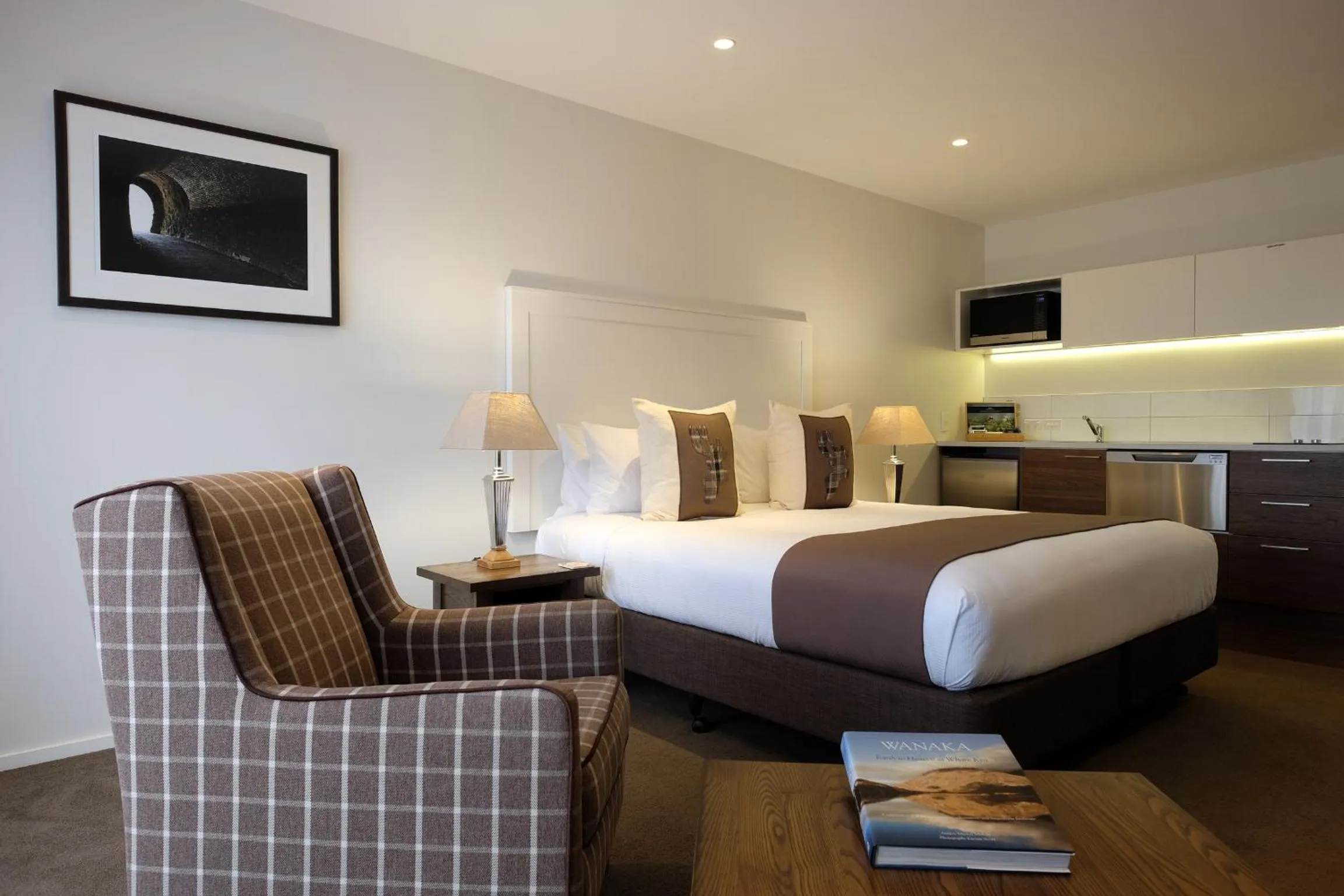 Bed in West Meadows of Wanaka