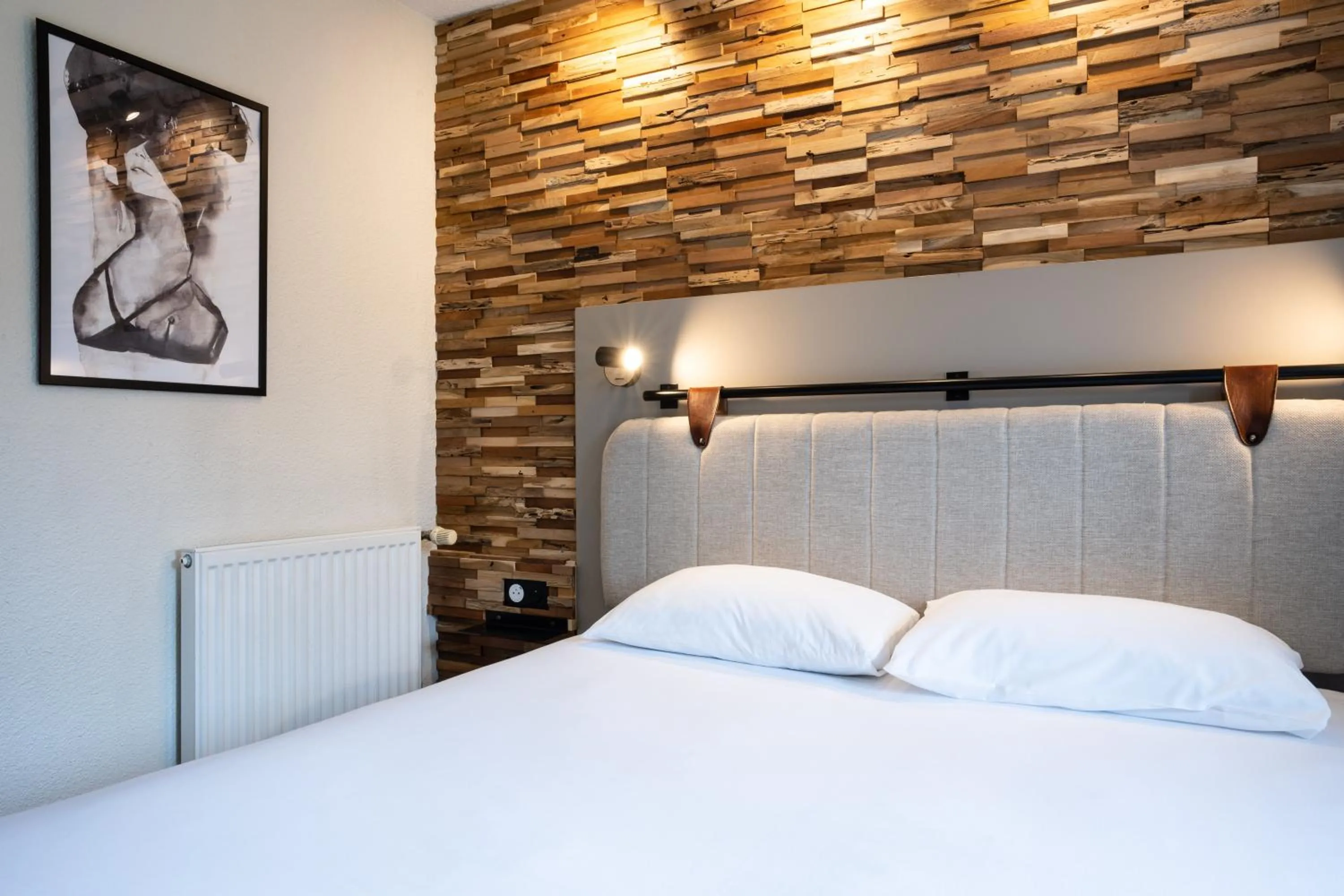 Bed in Tulip Inn Beaune