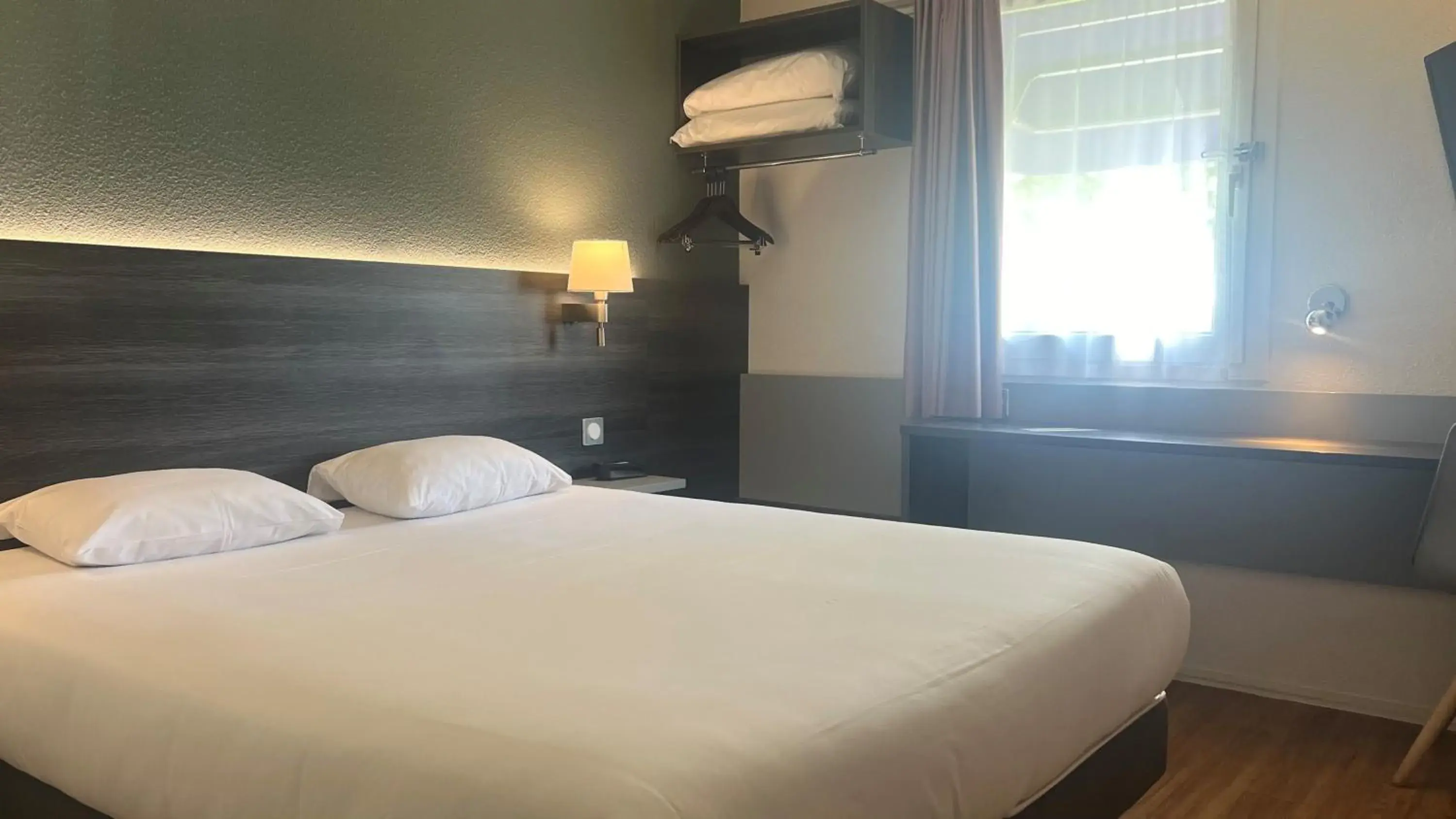 Double Room in Tulip Inn Beaune Double Room in Tulip Inn Beaune