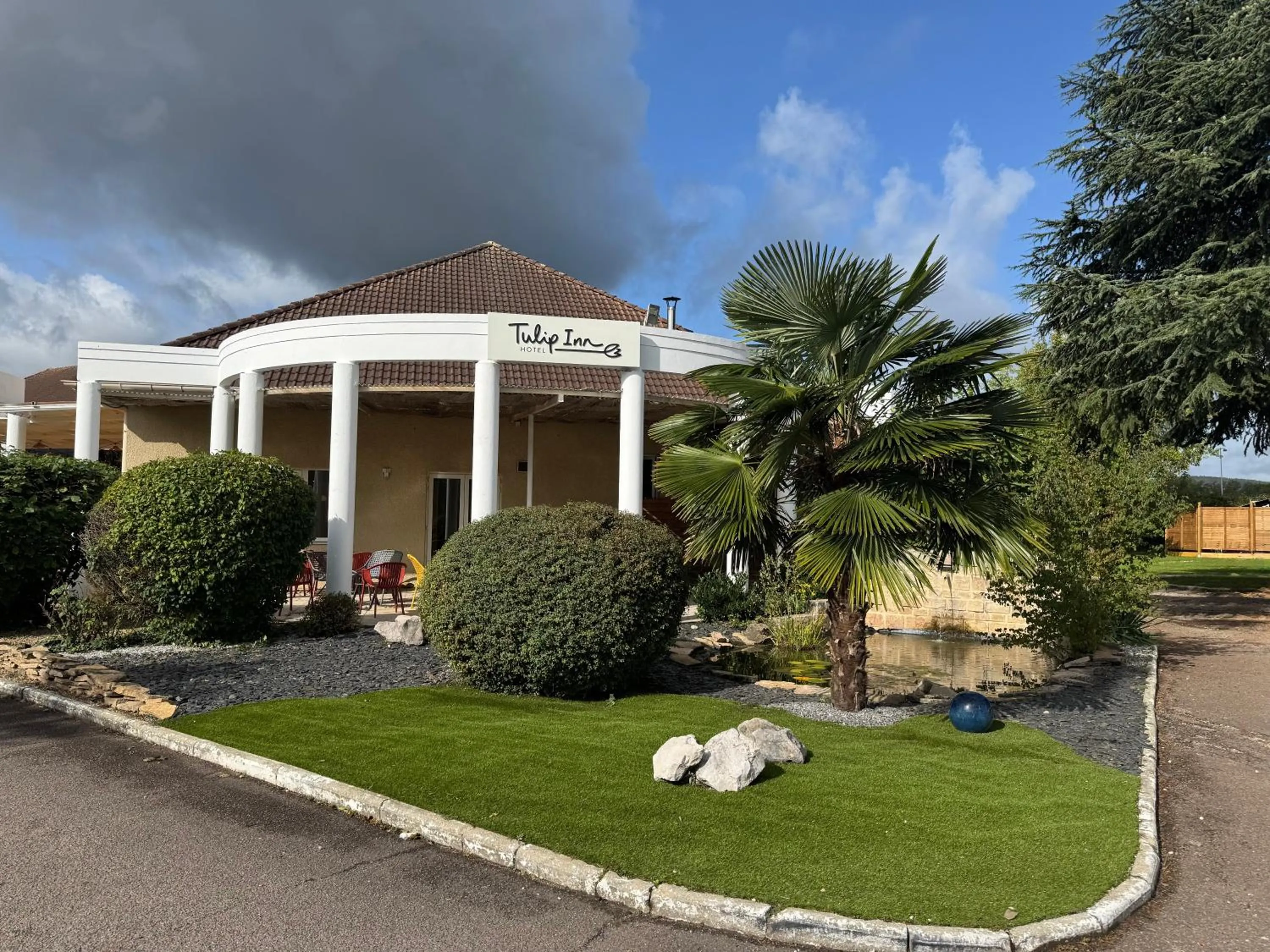 Property building in Tulip Inn Beaune