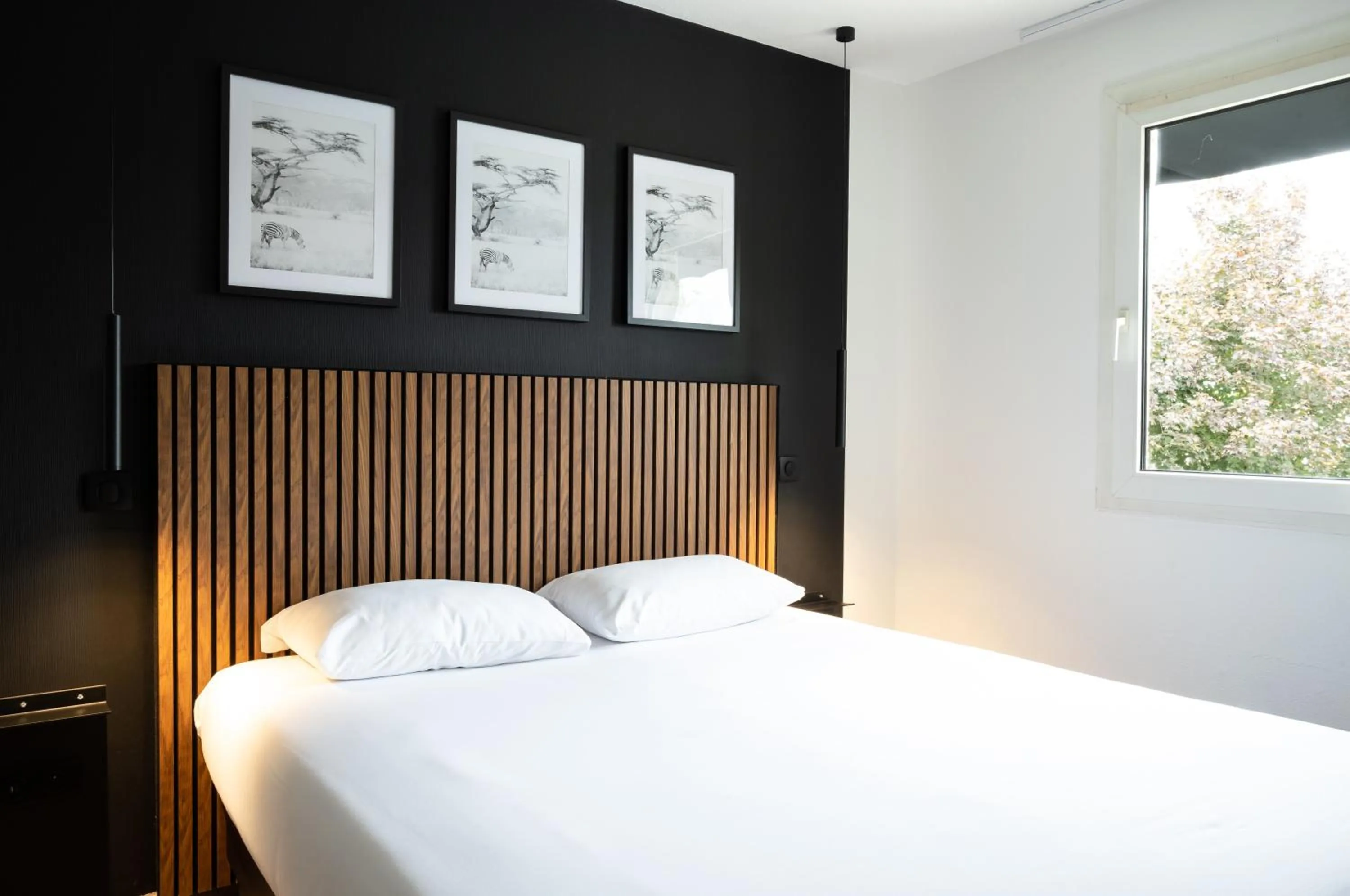 Bed in Tulip Inn Beaune