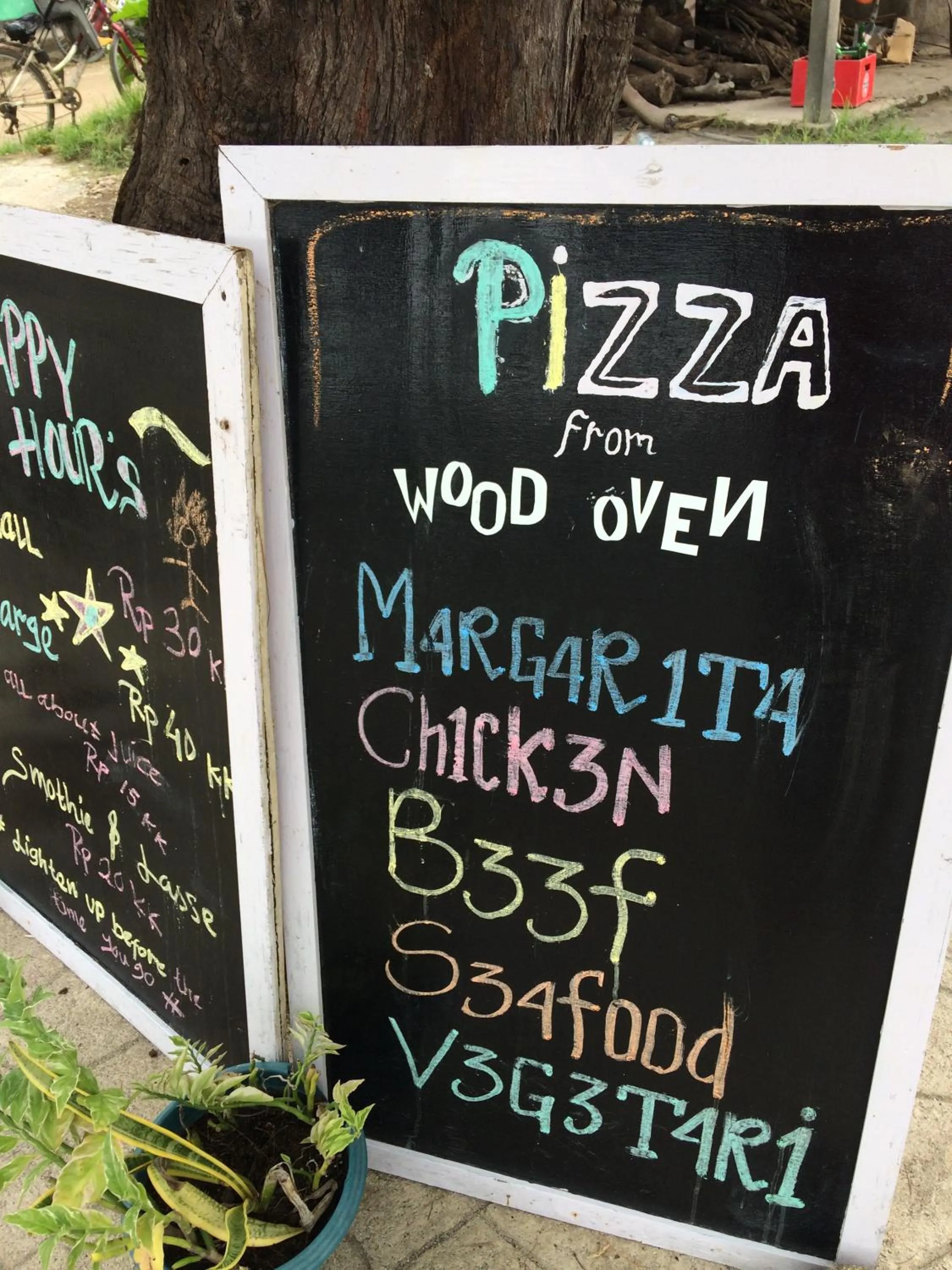 Restaurant/places to eat in Melati Cottage