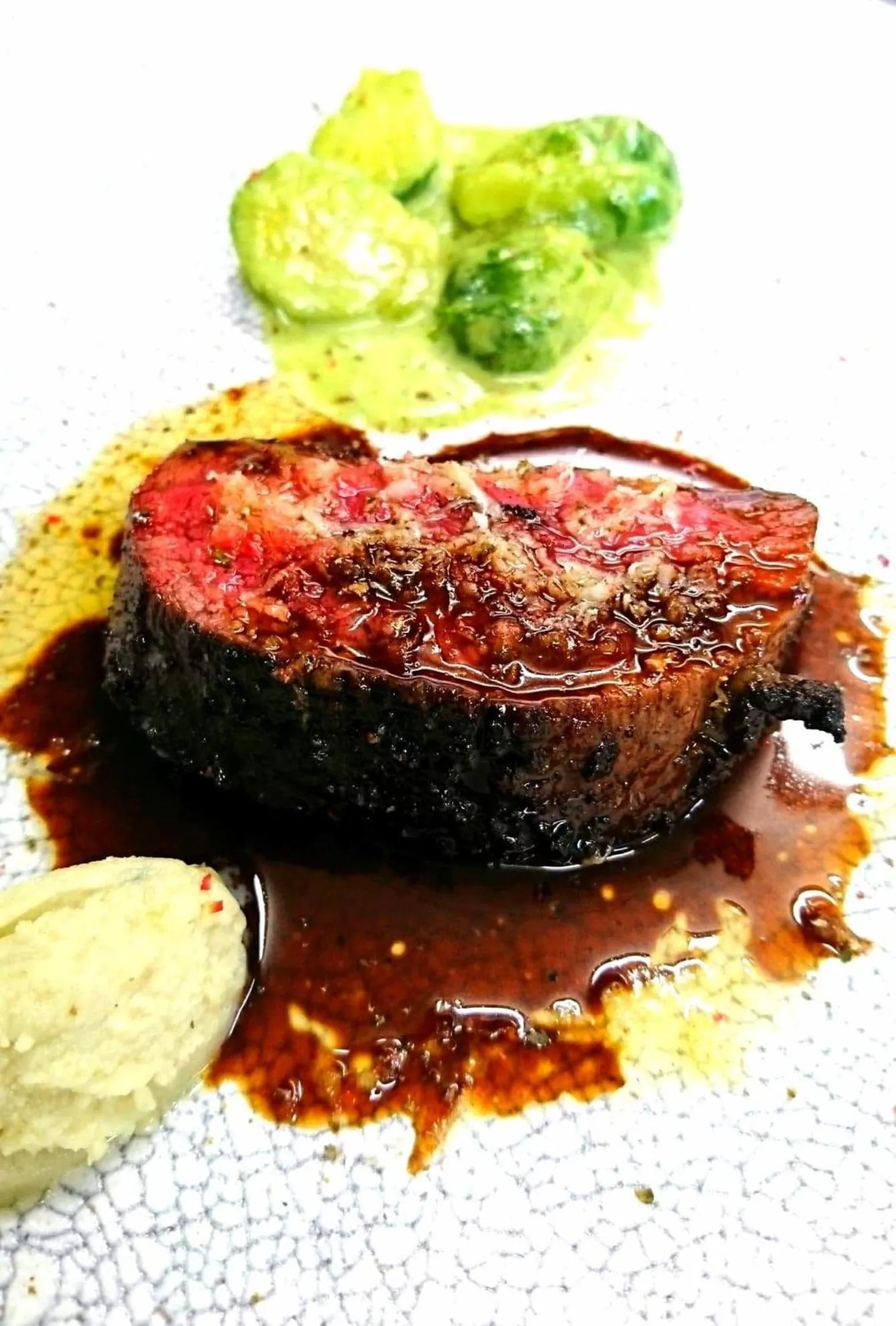 Food and drinks in Phoenix Hotel by HHG