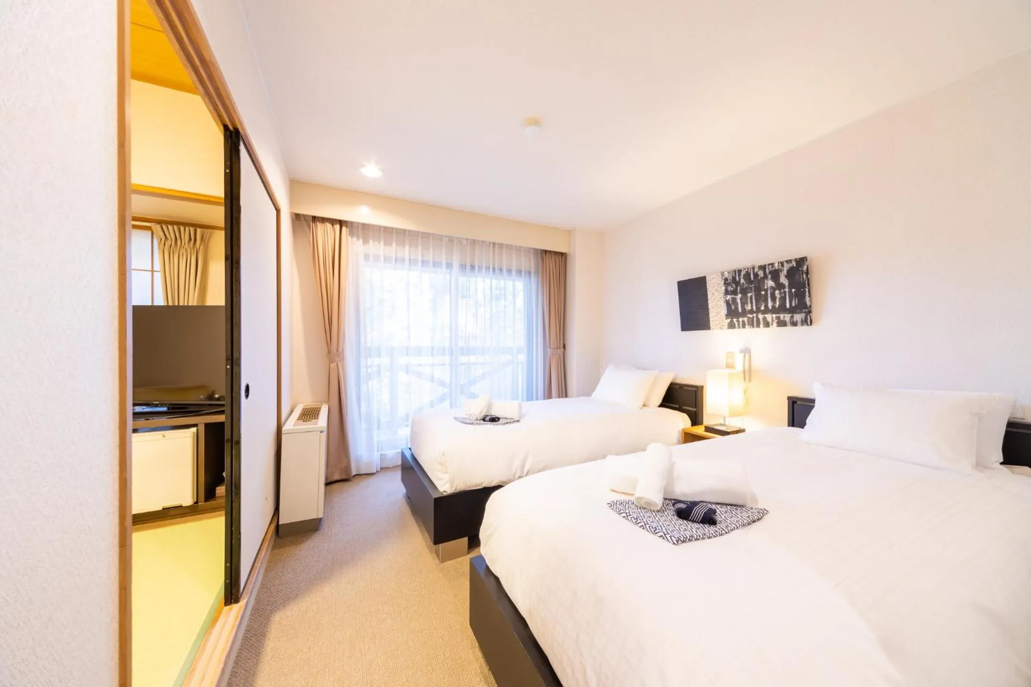 Photo of the whole room, Bed in Phoenix Hotel by HHG