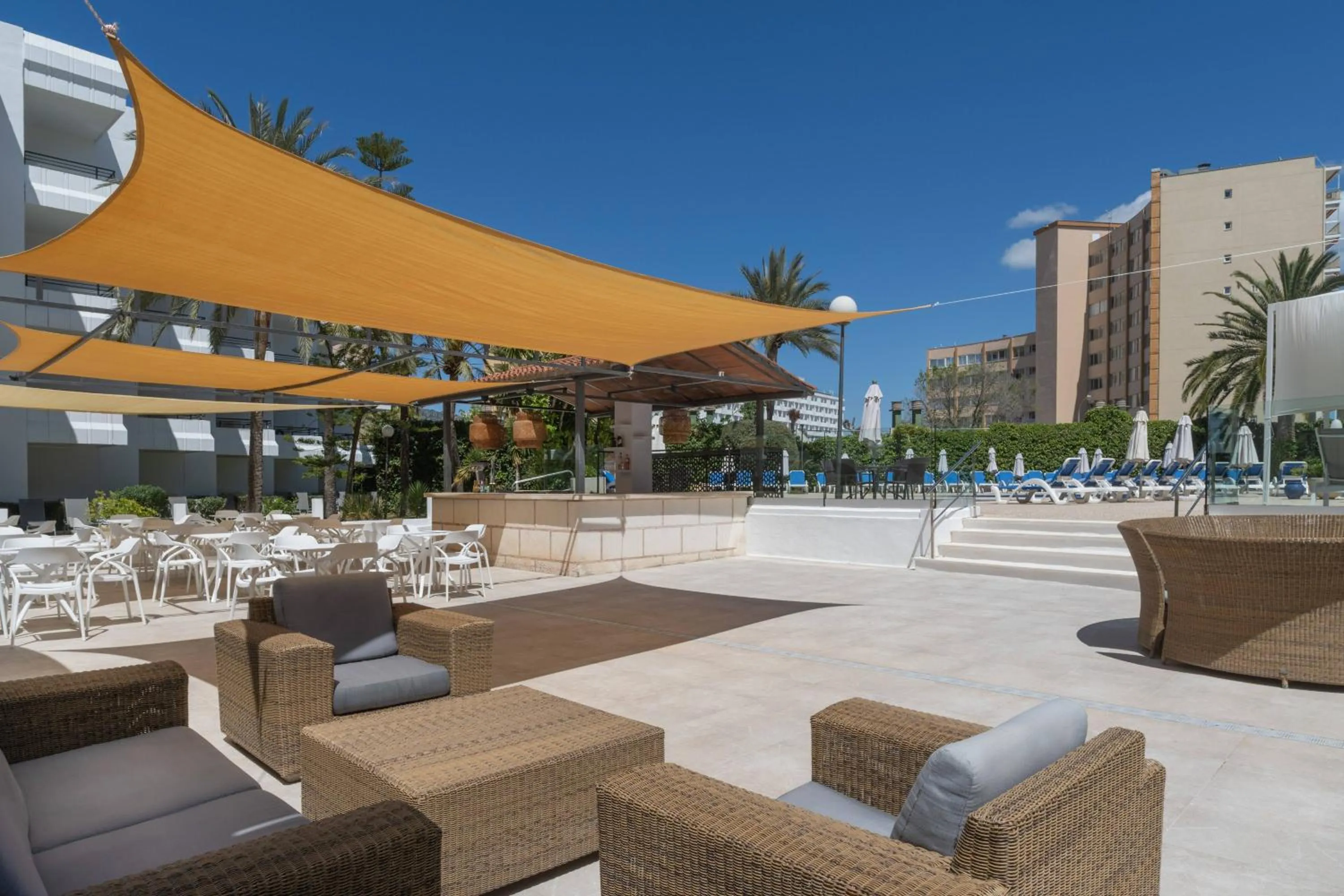 Property building in Sol Lunamar Palmanova Apartamentos - Adults Only