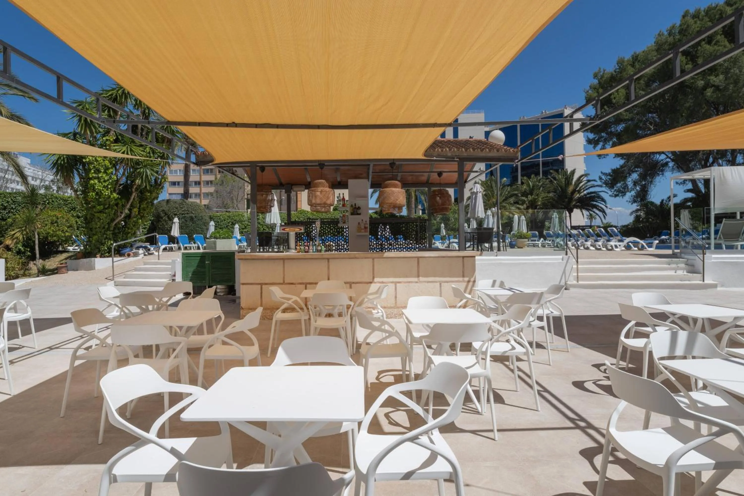 Property building in Sol Lunamar Palmanova Apartamentos - Adults Only