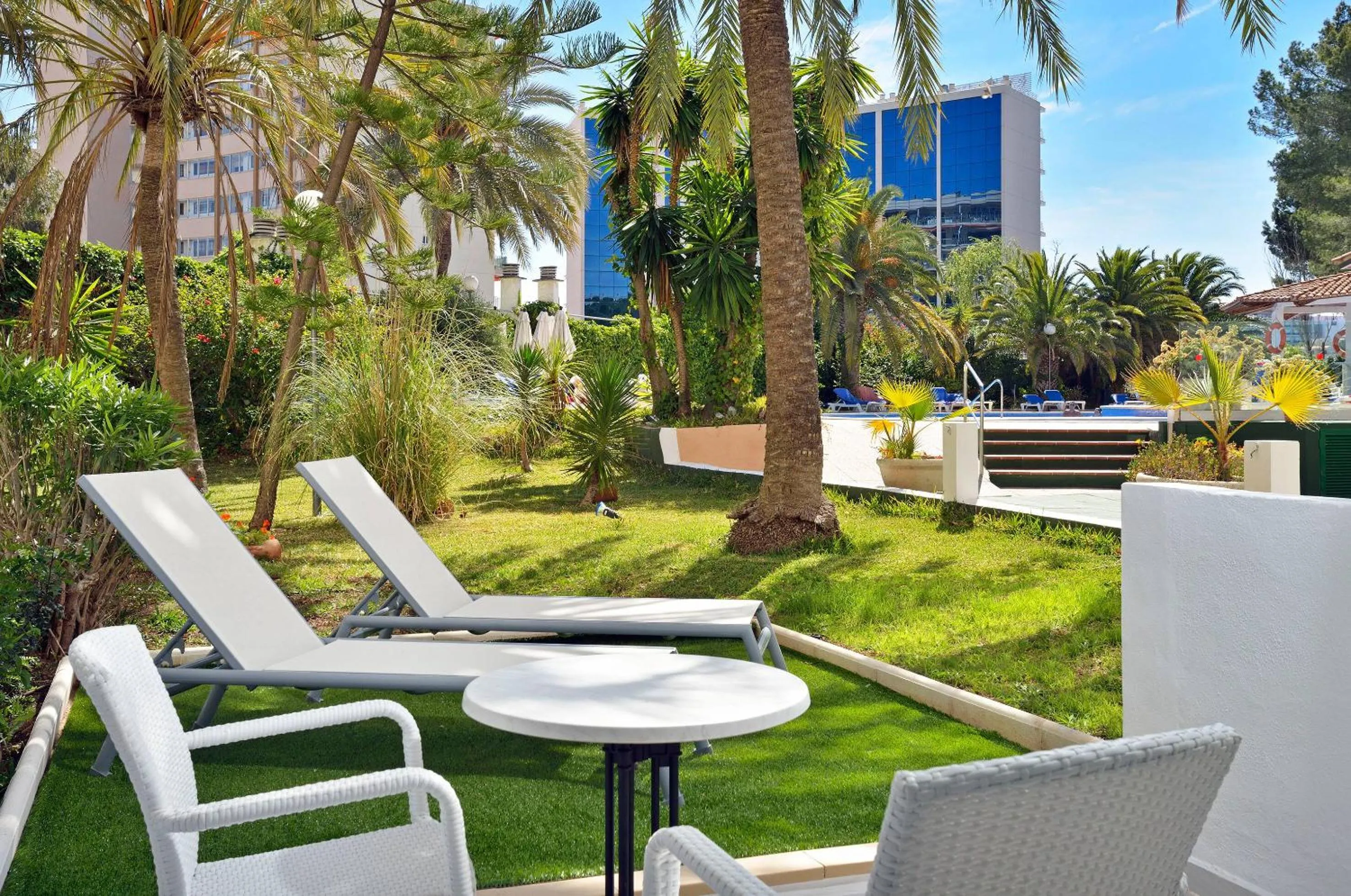 Property building in Sol Lunamar Palmanova Apartamentos - Adults Only