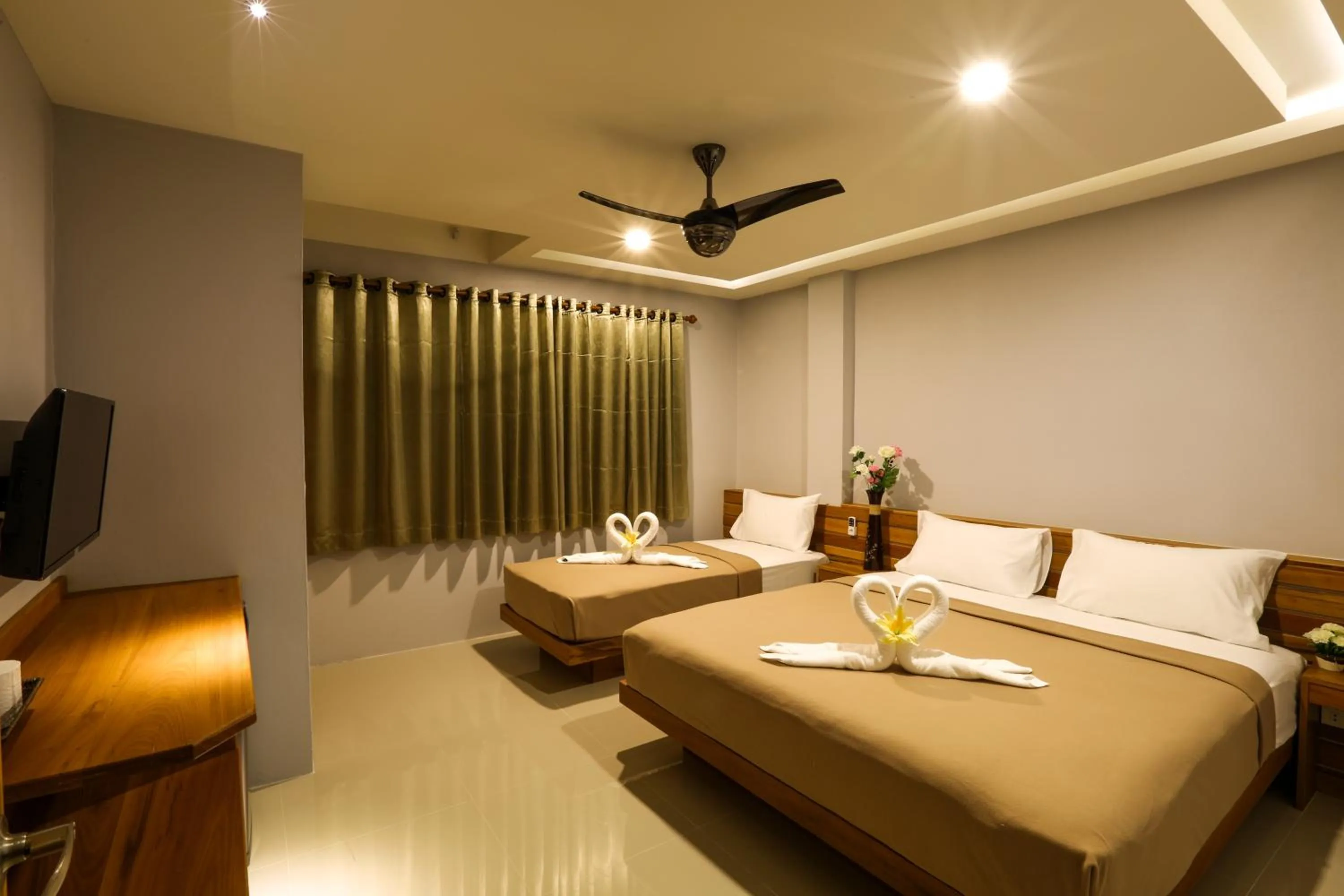 Bedroom, Bed in Living Chilled Koh Tao