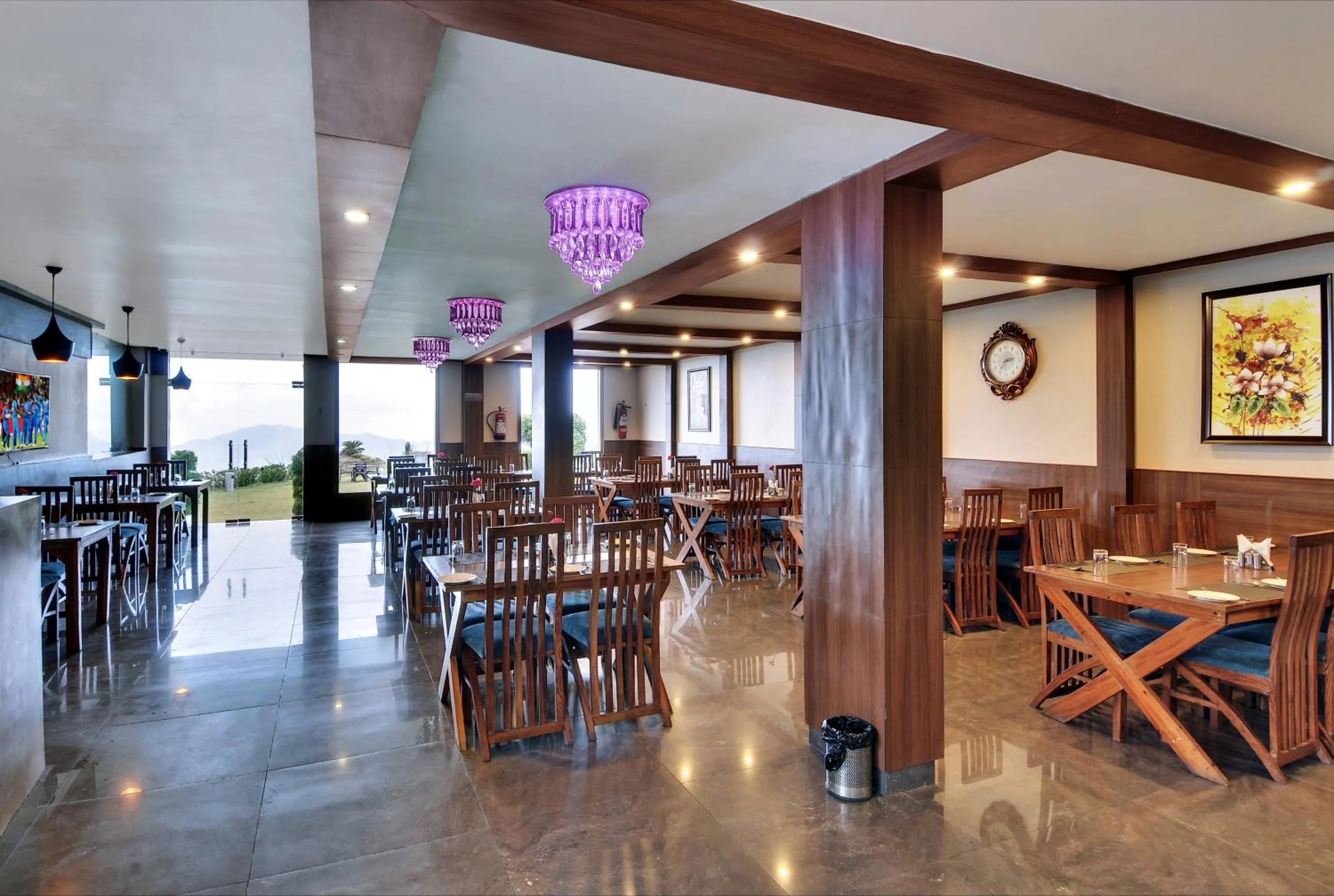 Restaurant/places to eat in Ekant Retreat Resort