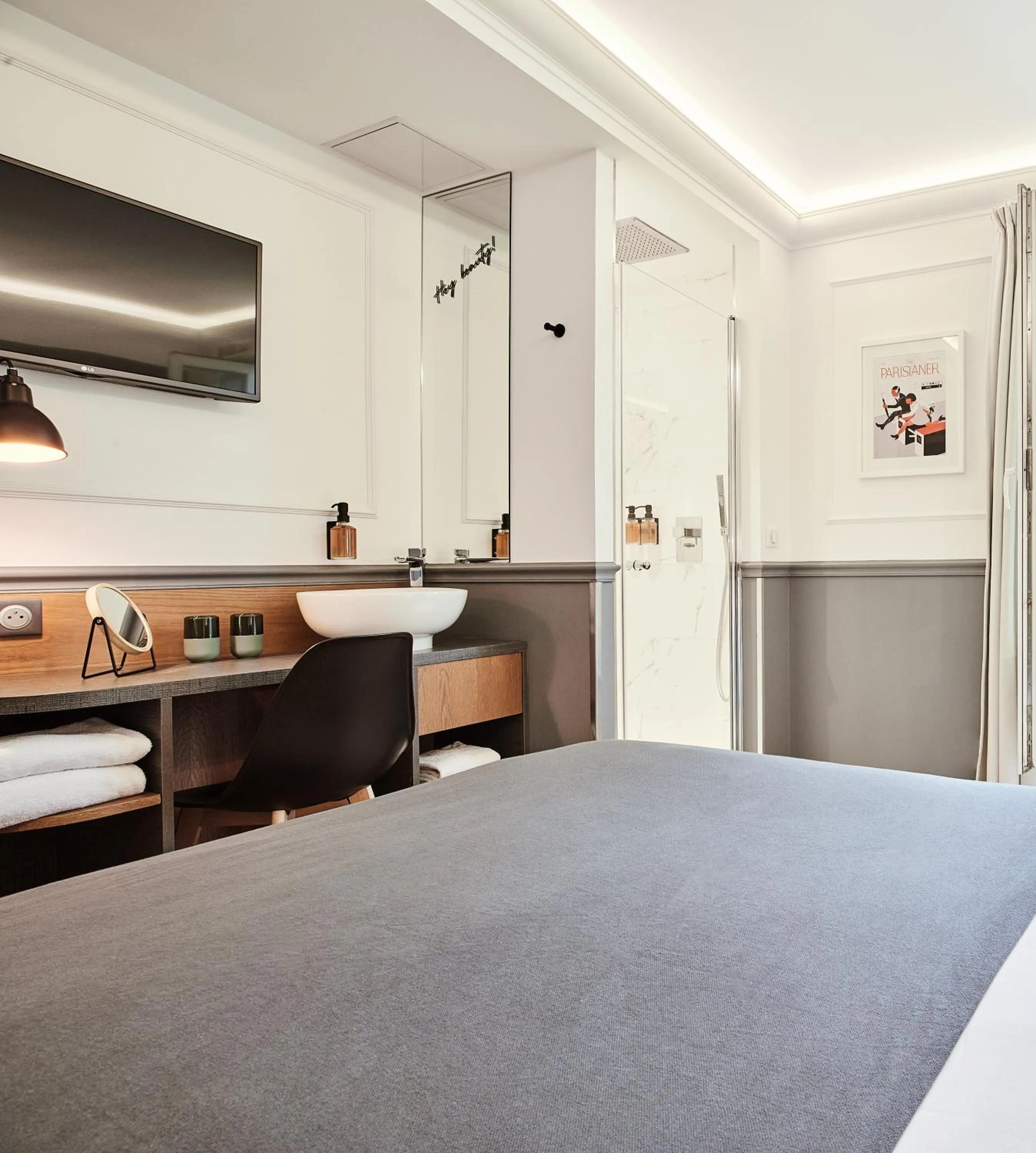 Shower in Hotel Petit Lafayette