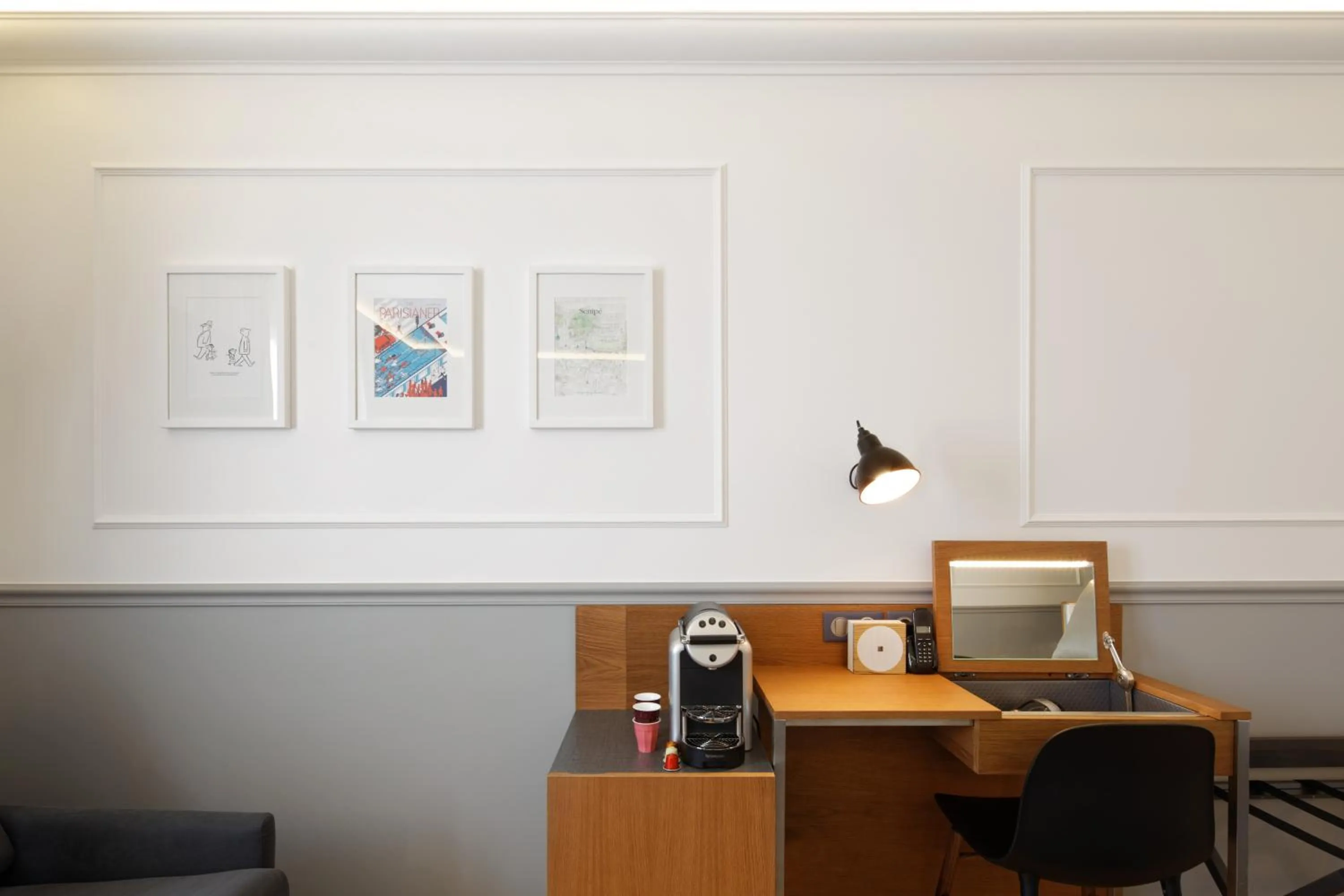 Coffee/tea facilities in Hotel Petit Lafayette