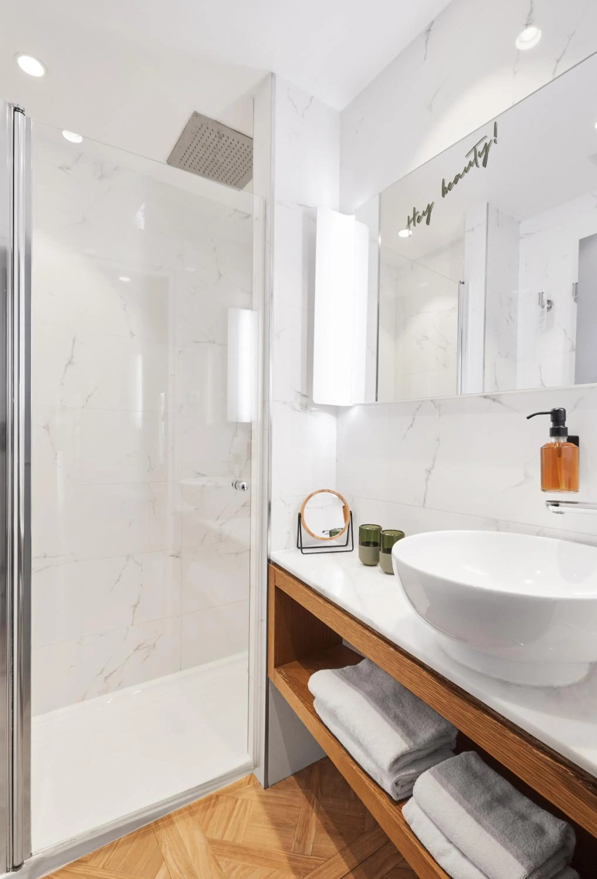 Shower in Hotel Petit Lafayette