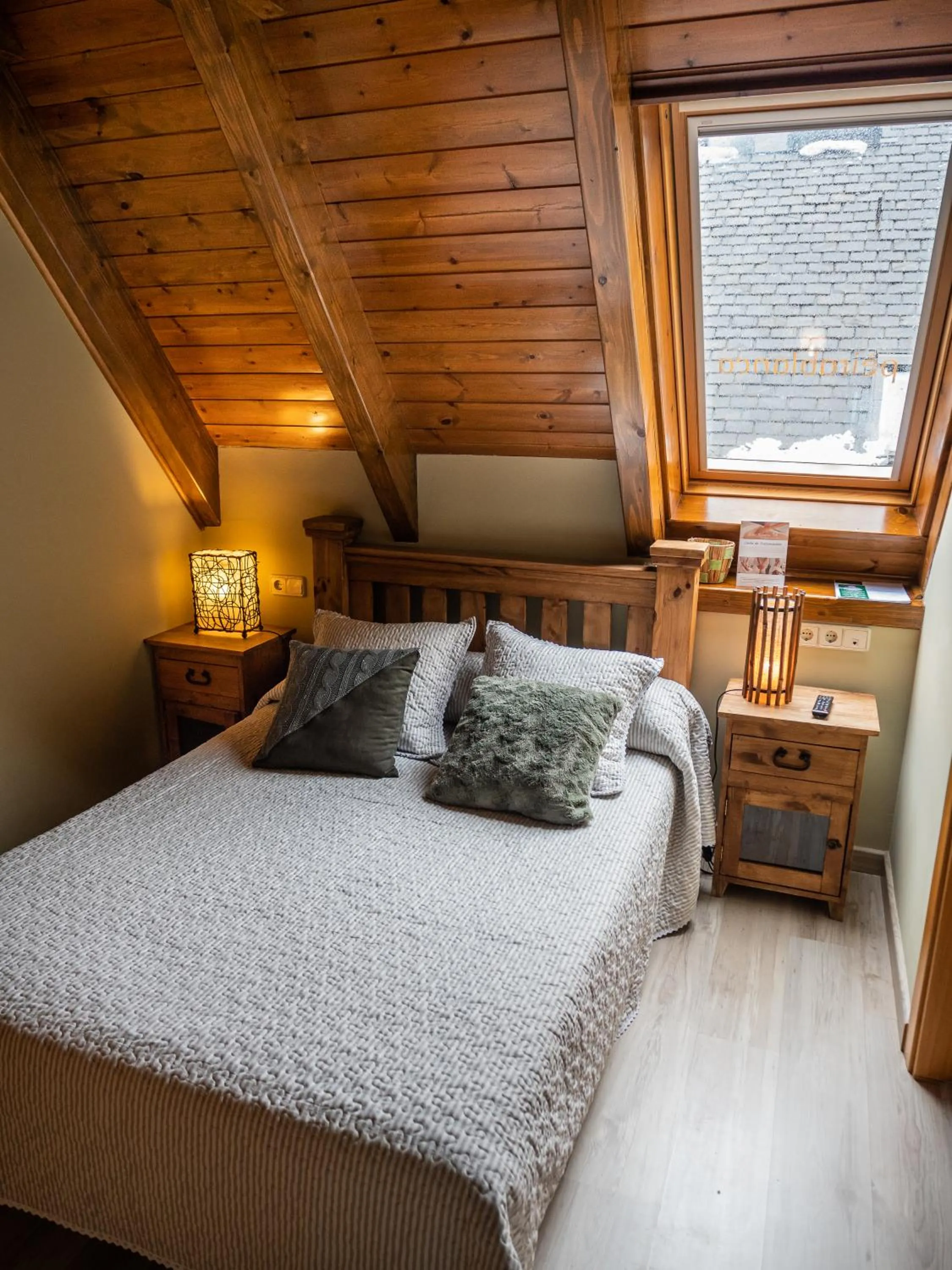 Photo of the whole room, Bed in Peira Blanca Hotel Gastronómico