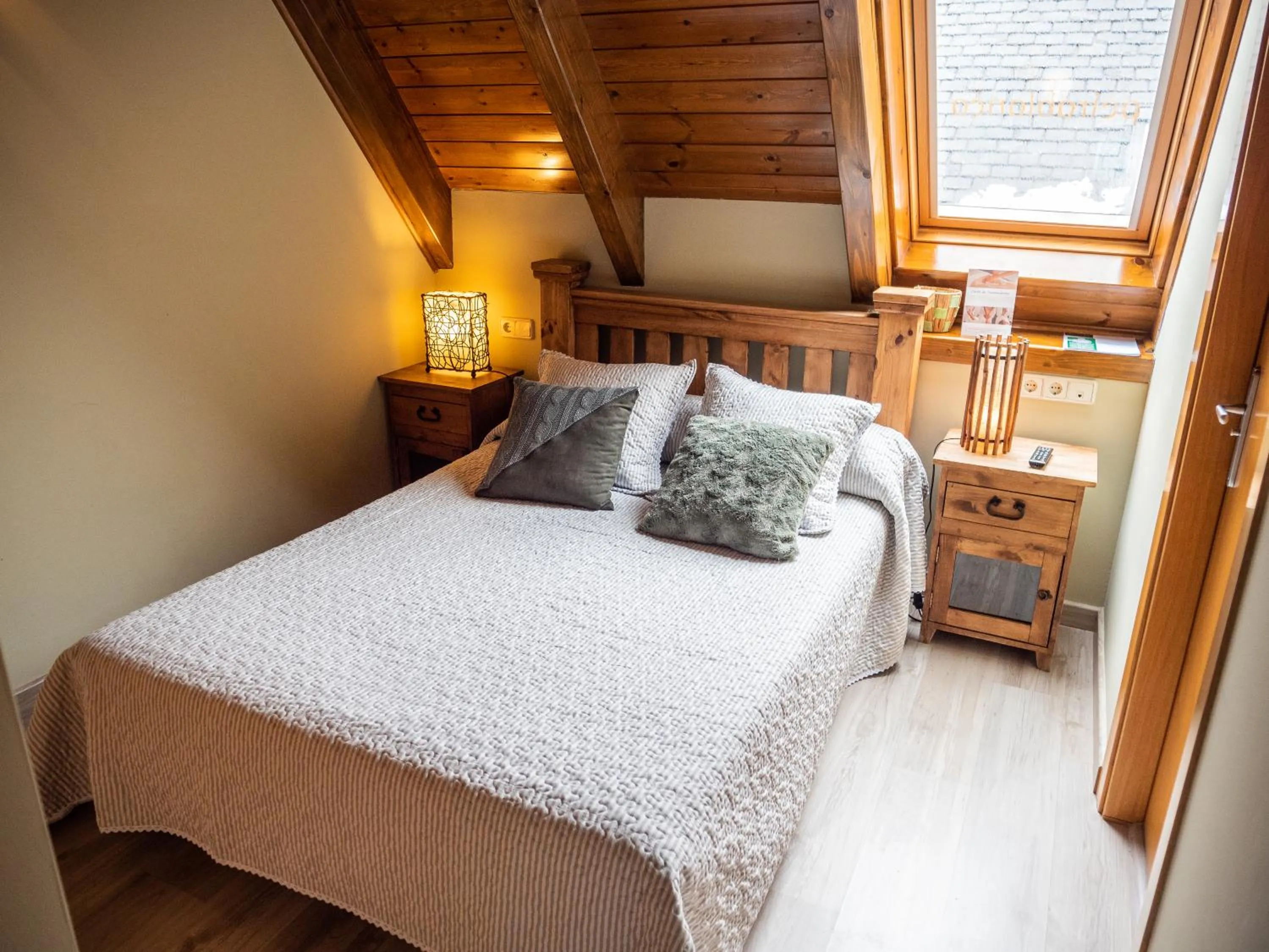 Photo of the whole room, Bed in Peira Blanca Hotel Gastronómico