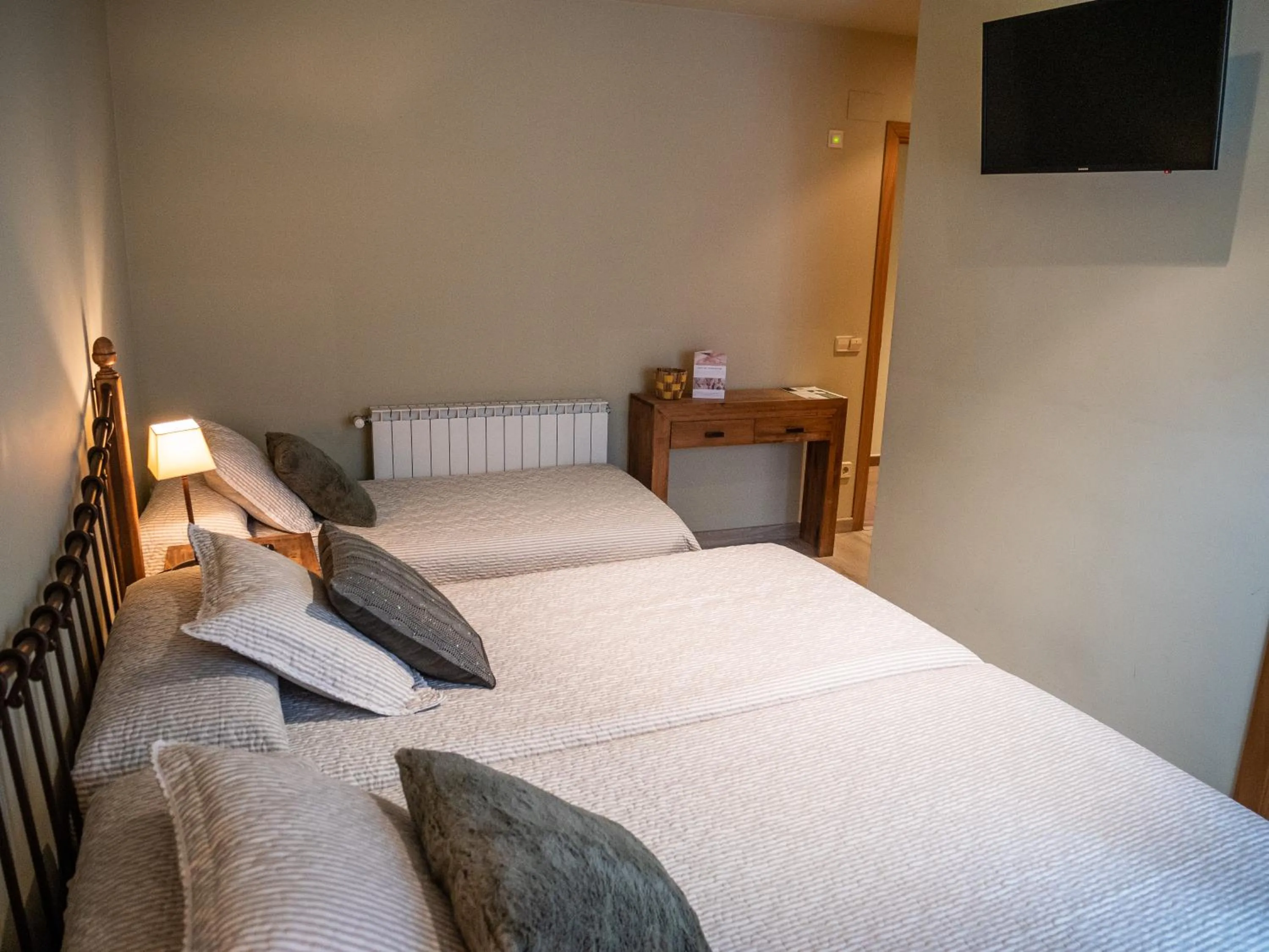 Photo of the whole room, Bed in Peira Blanca Hotel Gastronómico