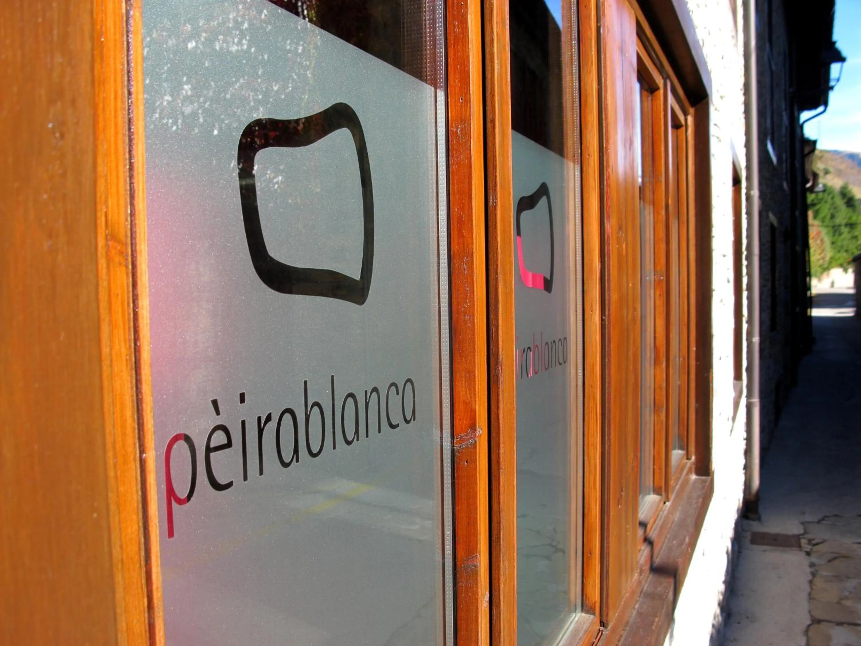 Facade/entrance in Peira Blanca Hotel Gastronómico