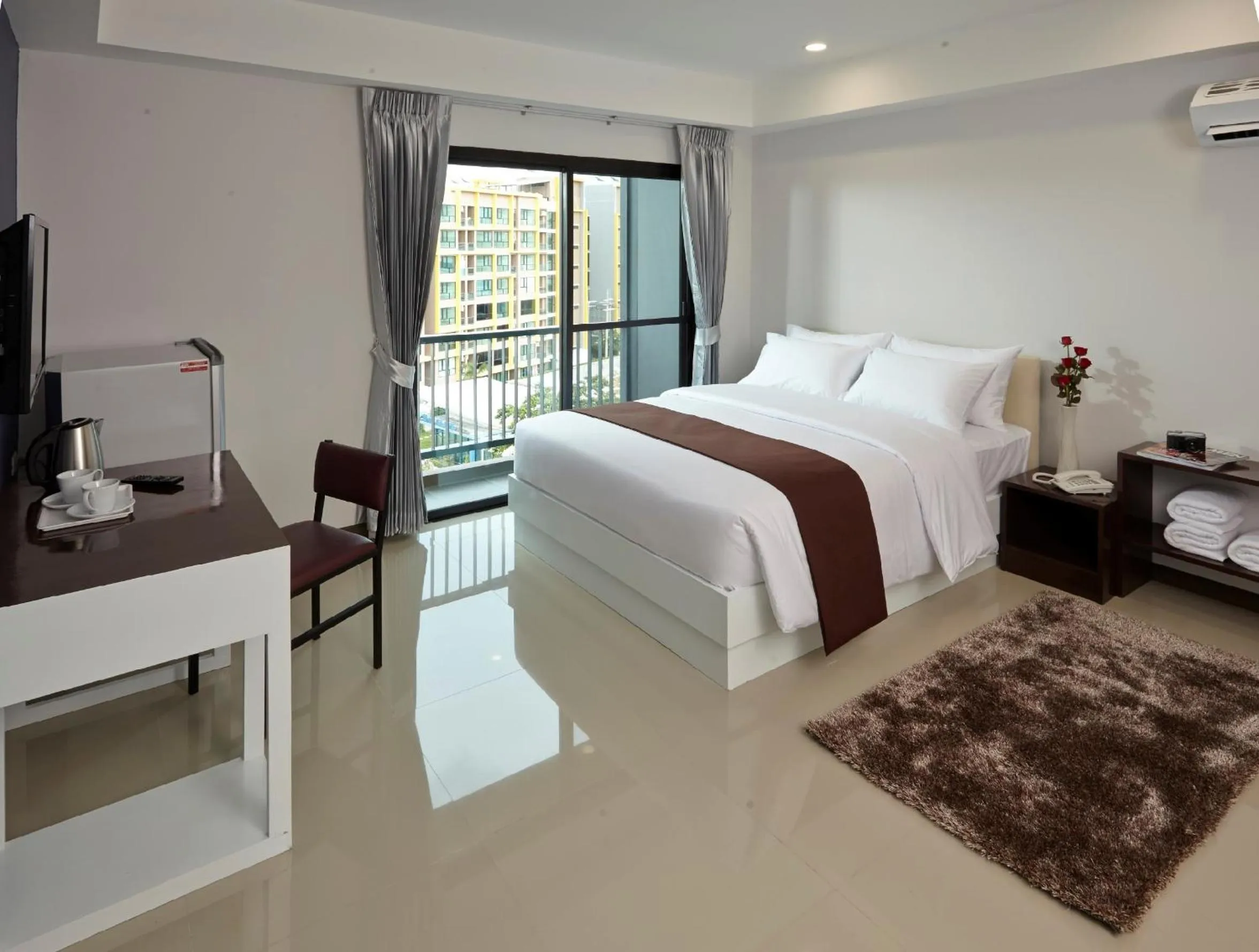 Day, Bed in Casa Residence Hotel