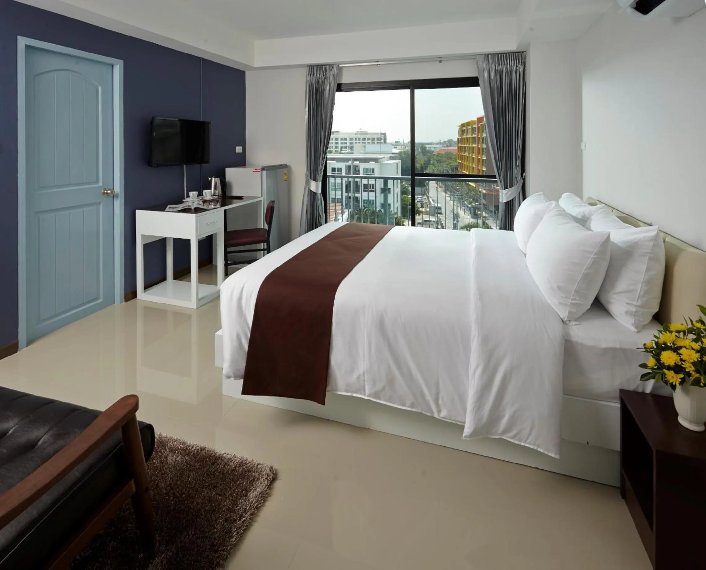 Photo of the whole room, Bed in Casa Residence Hotel