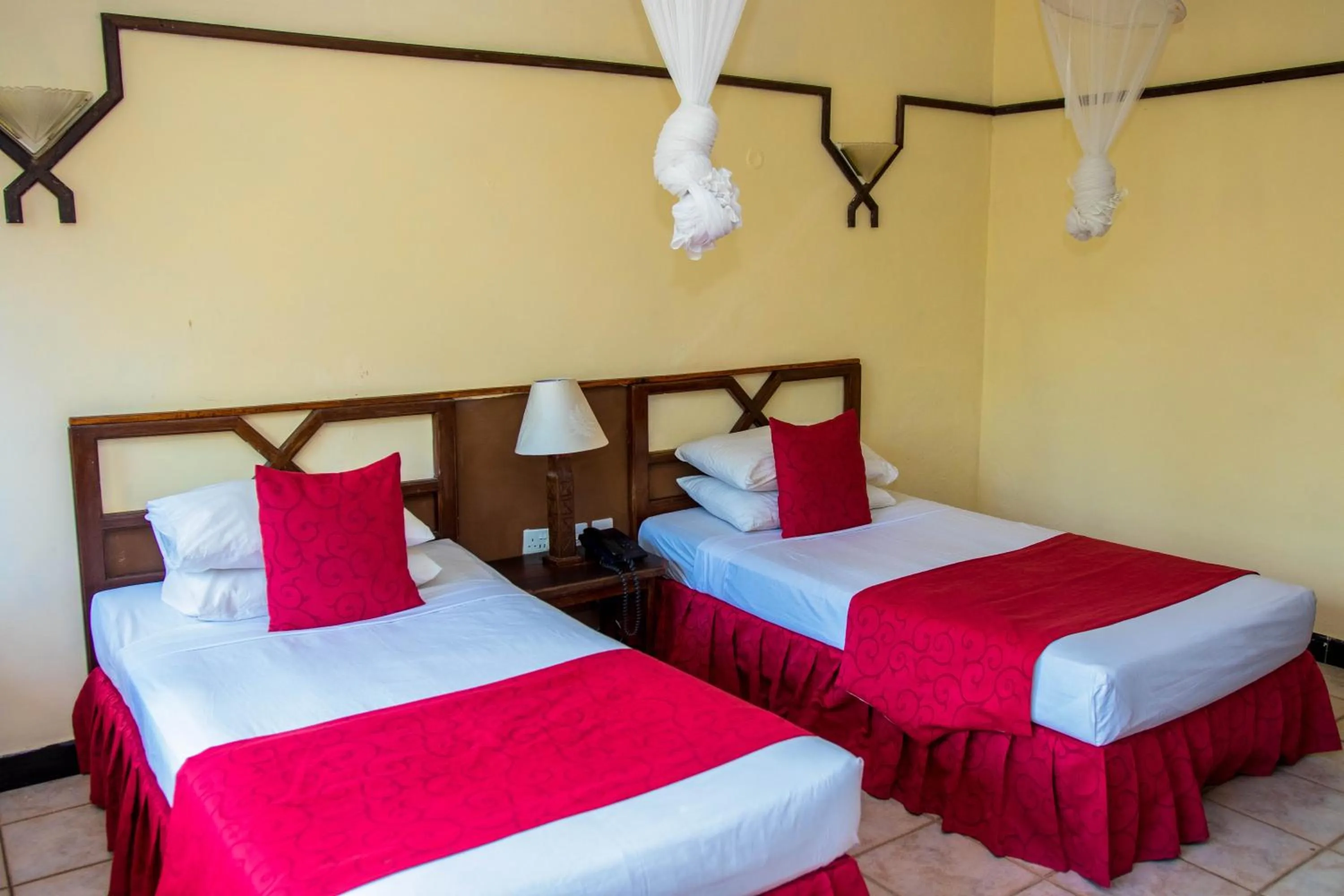 View (from property/room), Bed in Indiana Beach Apartments