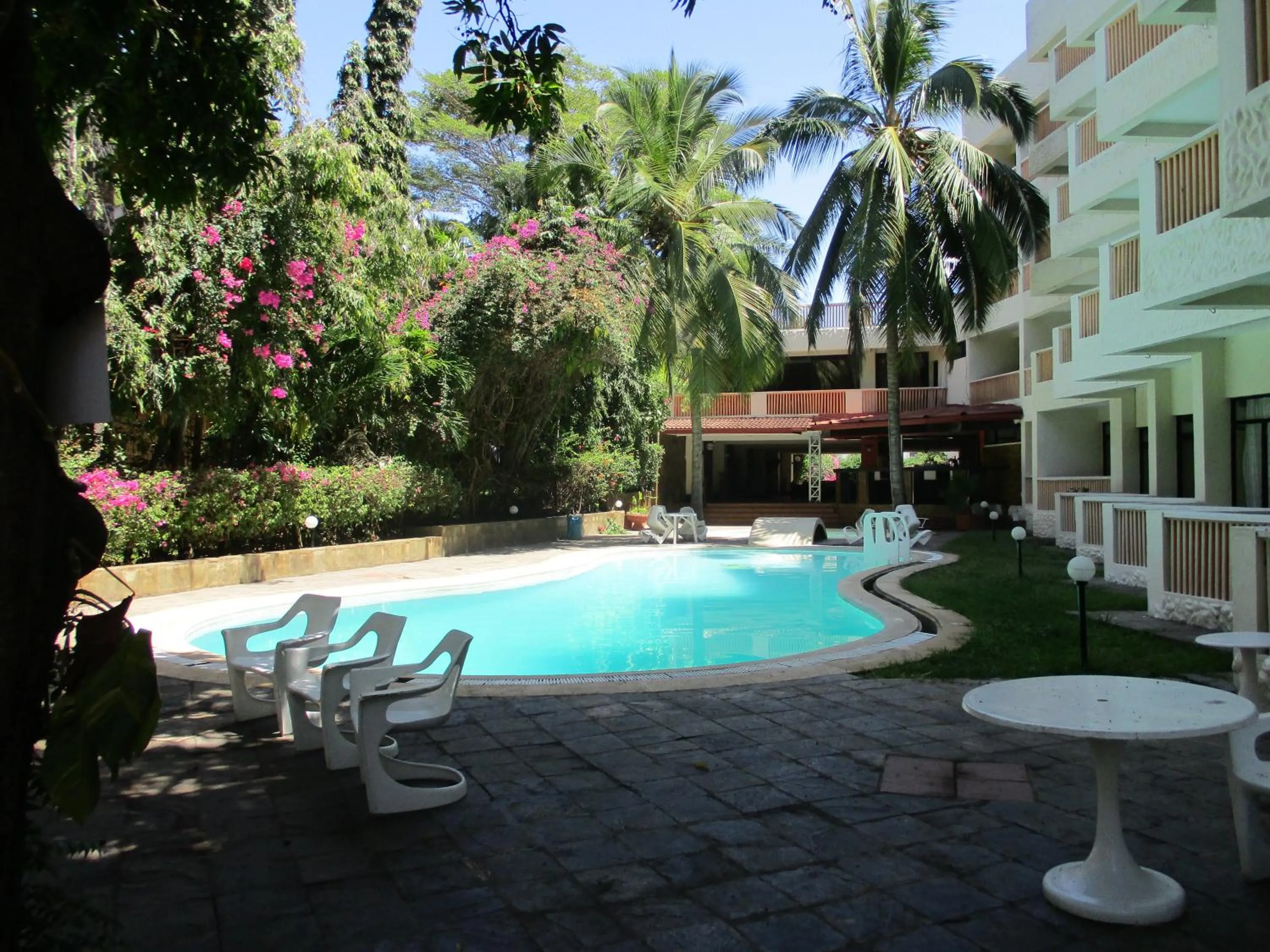 Property building in Indiana Beach Apartments