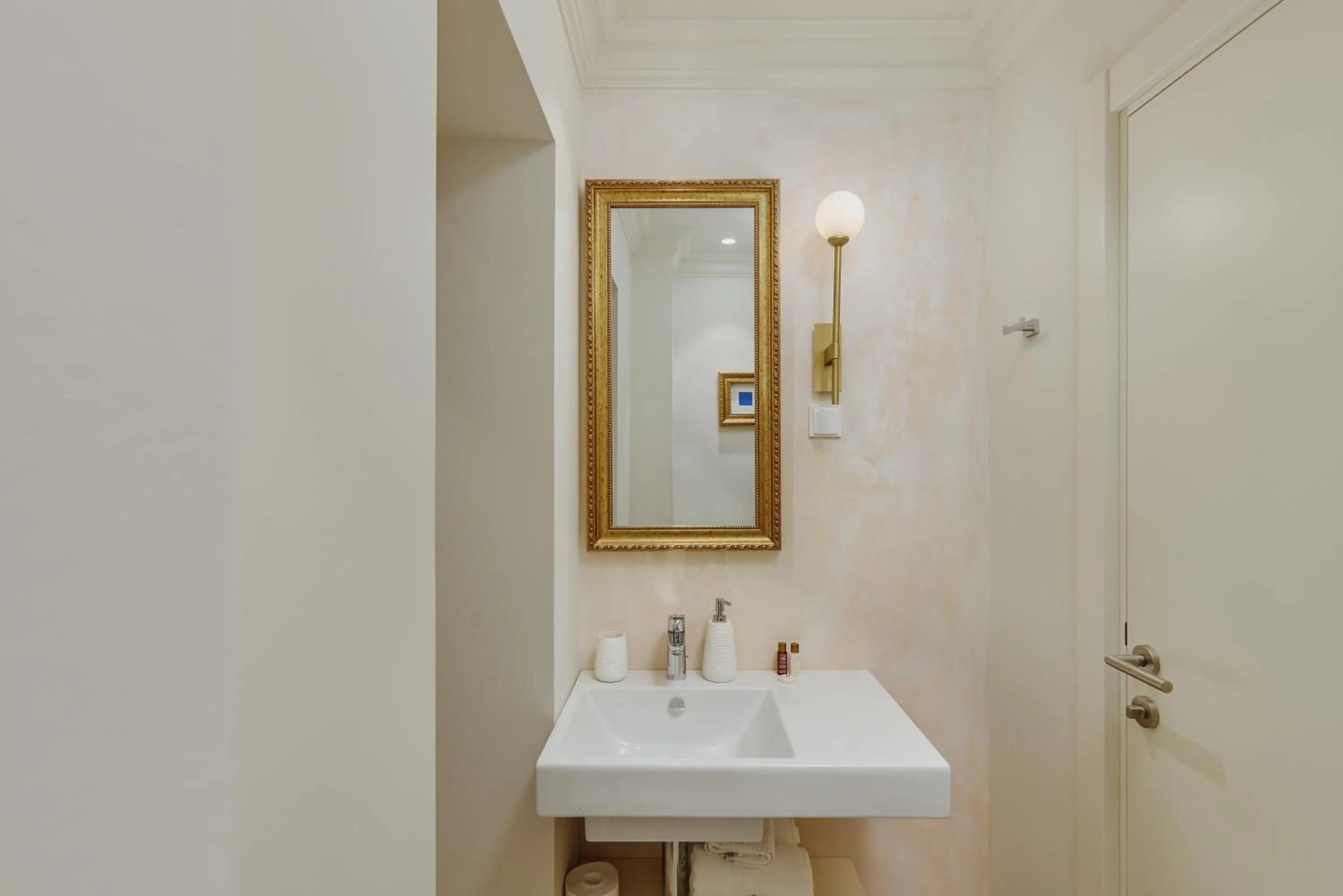 Bathroom in Vila Perast Boutique Hotel