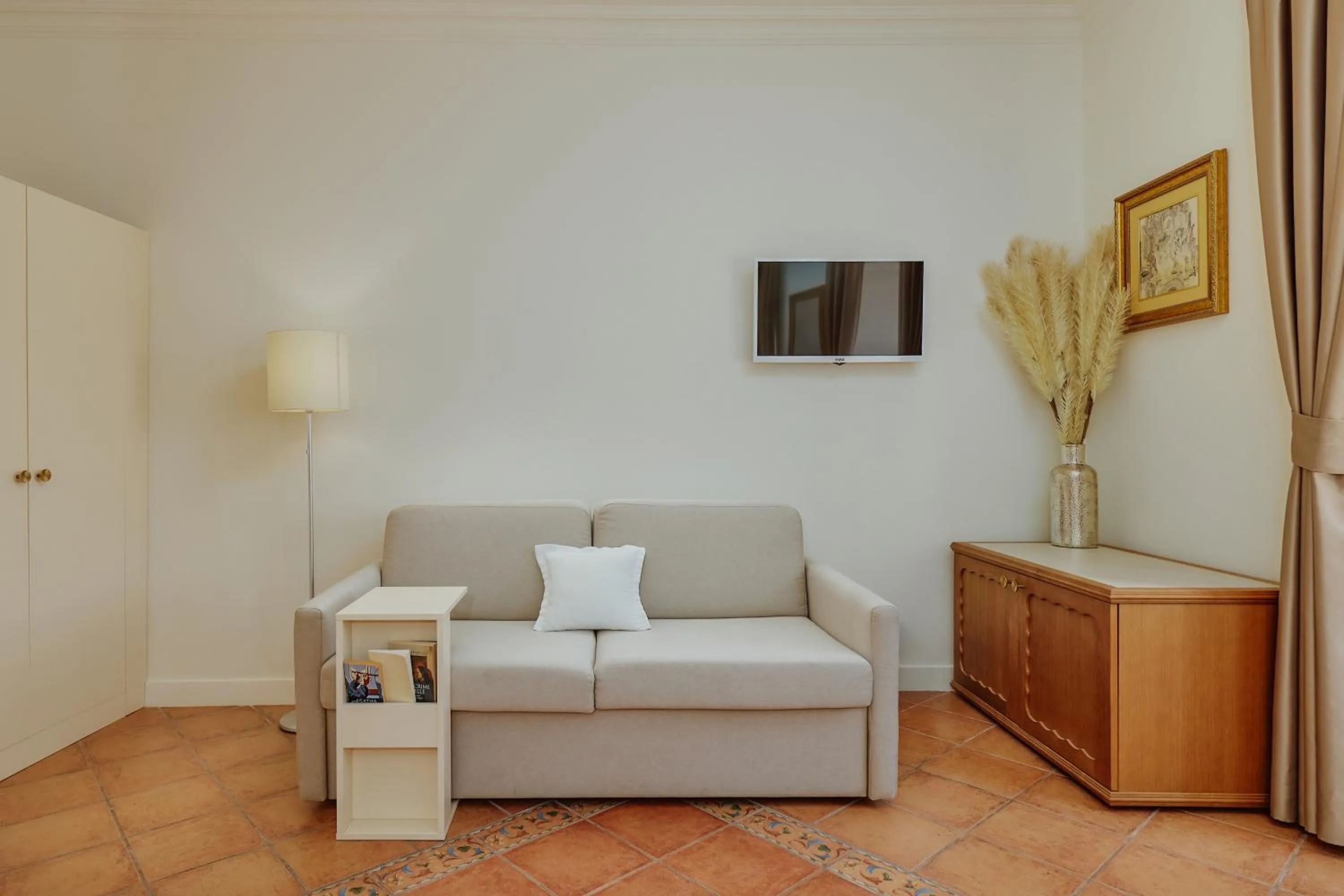 Seating area, Bed in Vila Perast Boutique Hotel