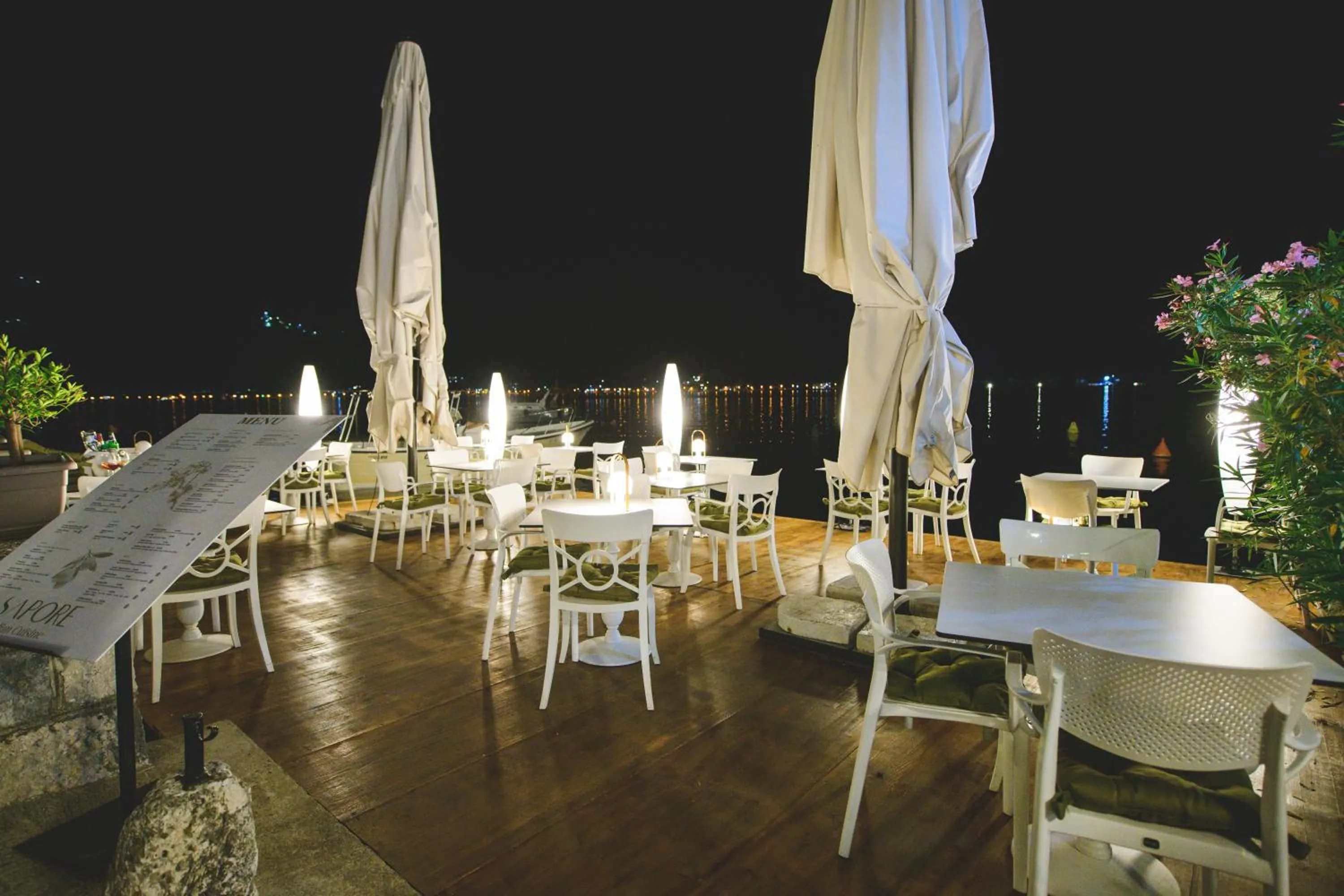 Restaurant/places to eat in Vila Perast Boutique Hotel