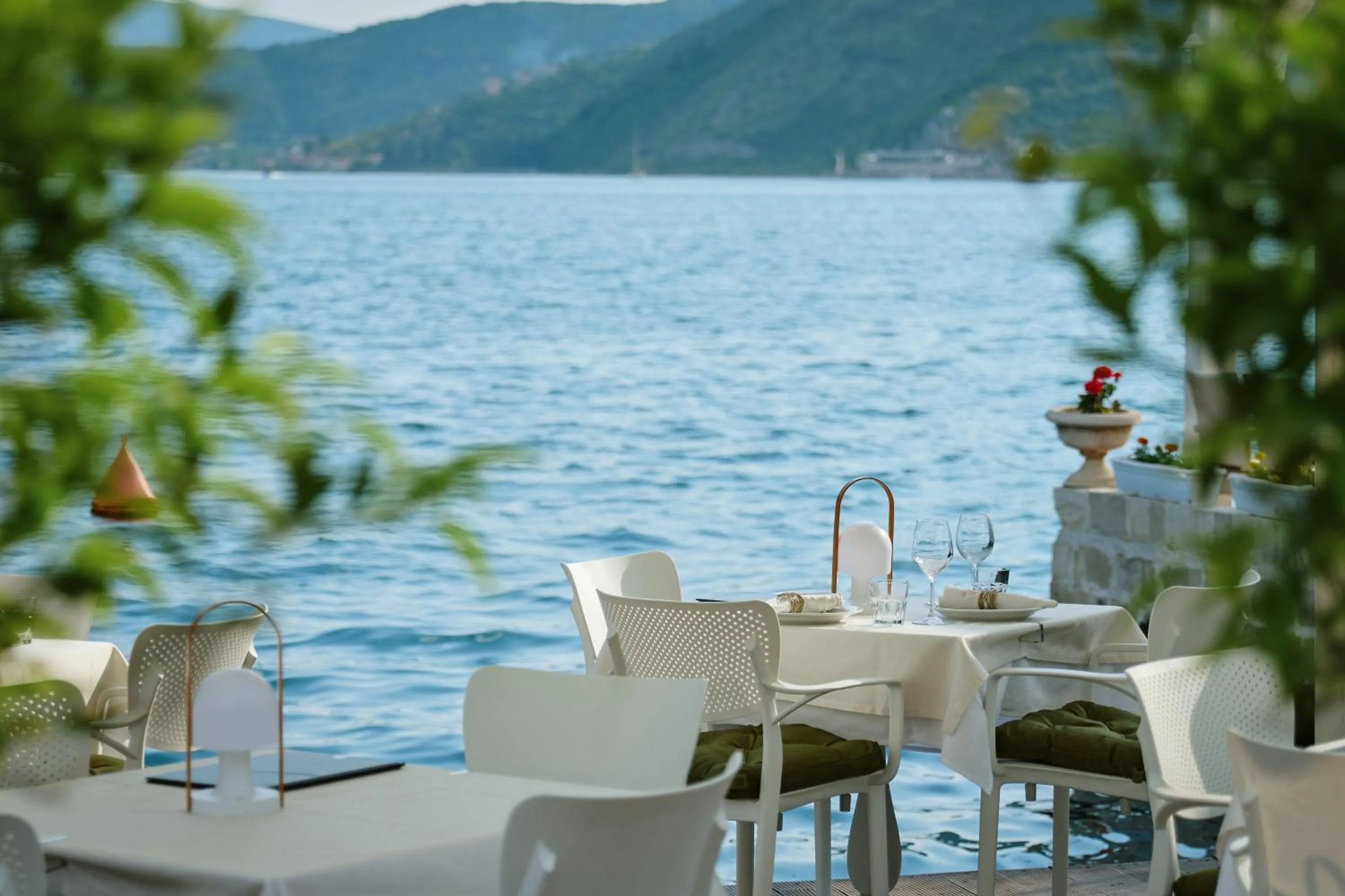 Restaurant/places to eat in Vila Perast Boutique Hotel