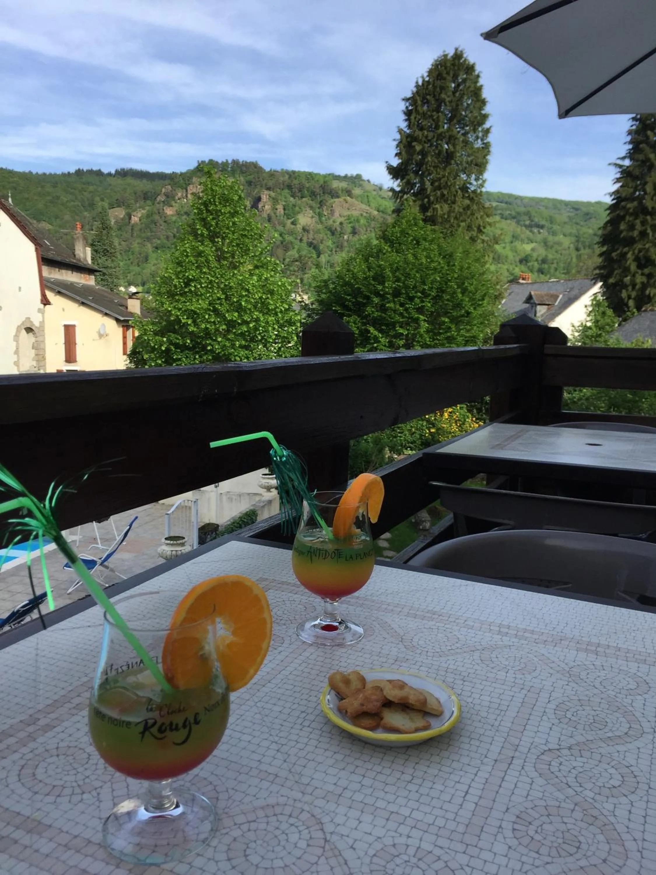 Balcony/Terrace in Logis Hôtel restaurant Bel Horizon