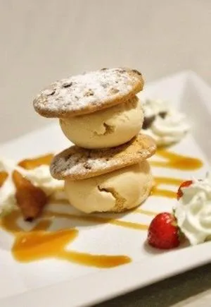 Restaurant/places to eat in LOGIS - Auberge Du Colombier